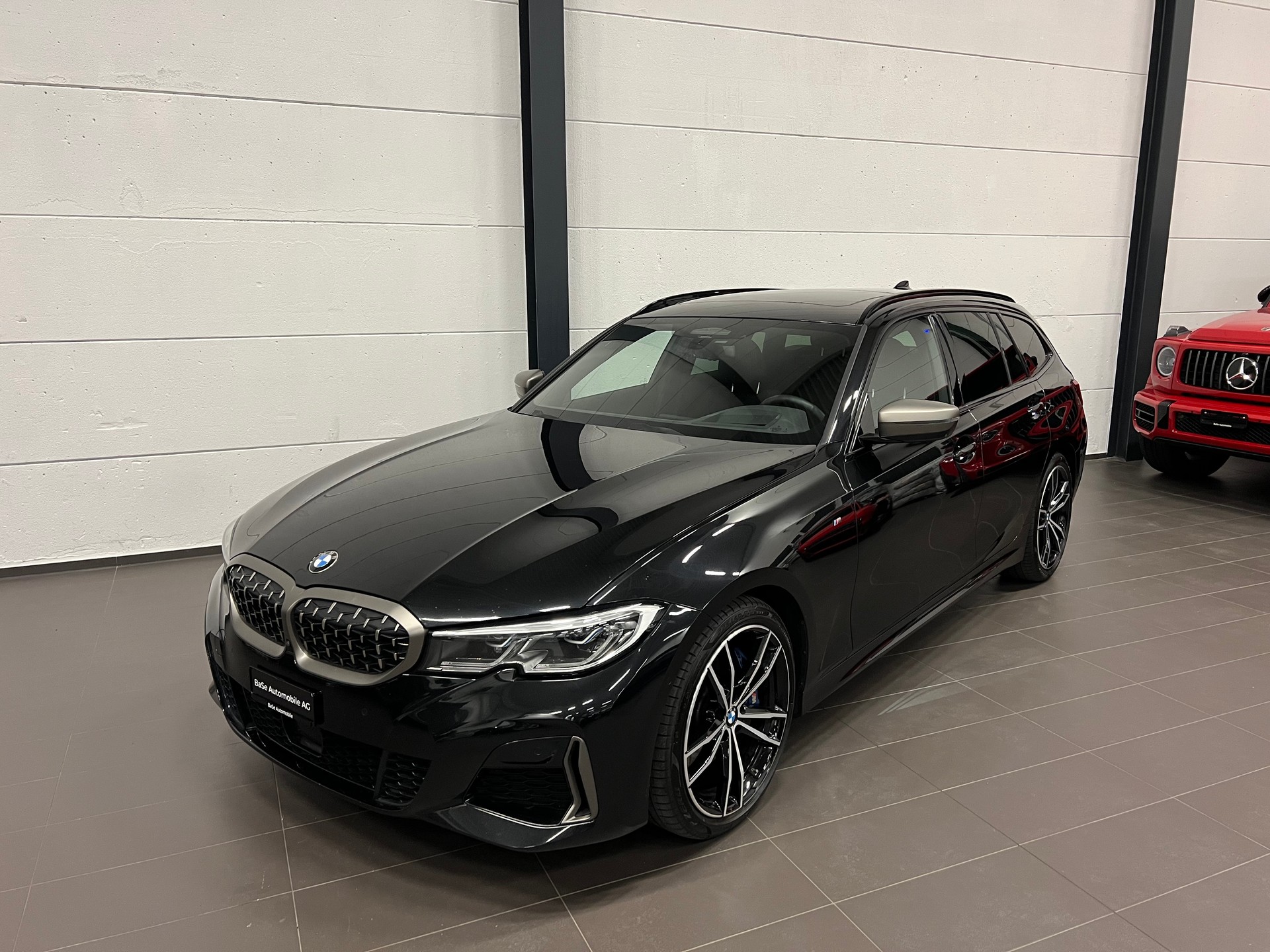 BMW M340d xDrive 48V Touring Steptronic Sport-image-0