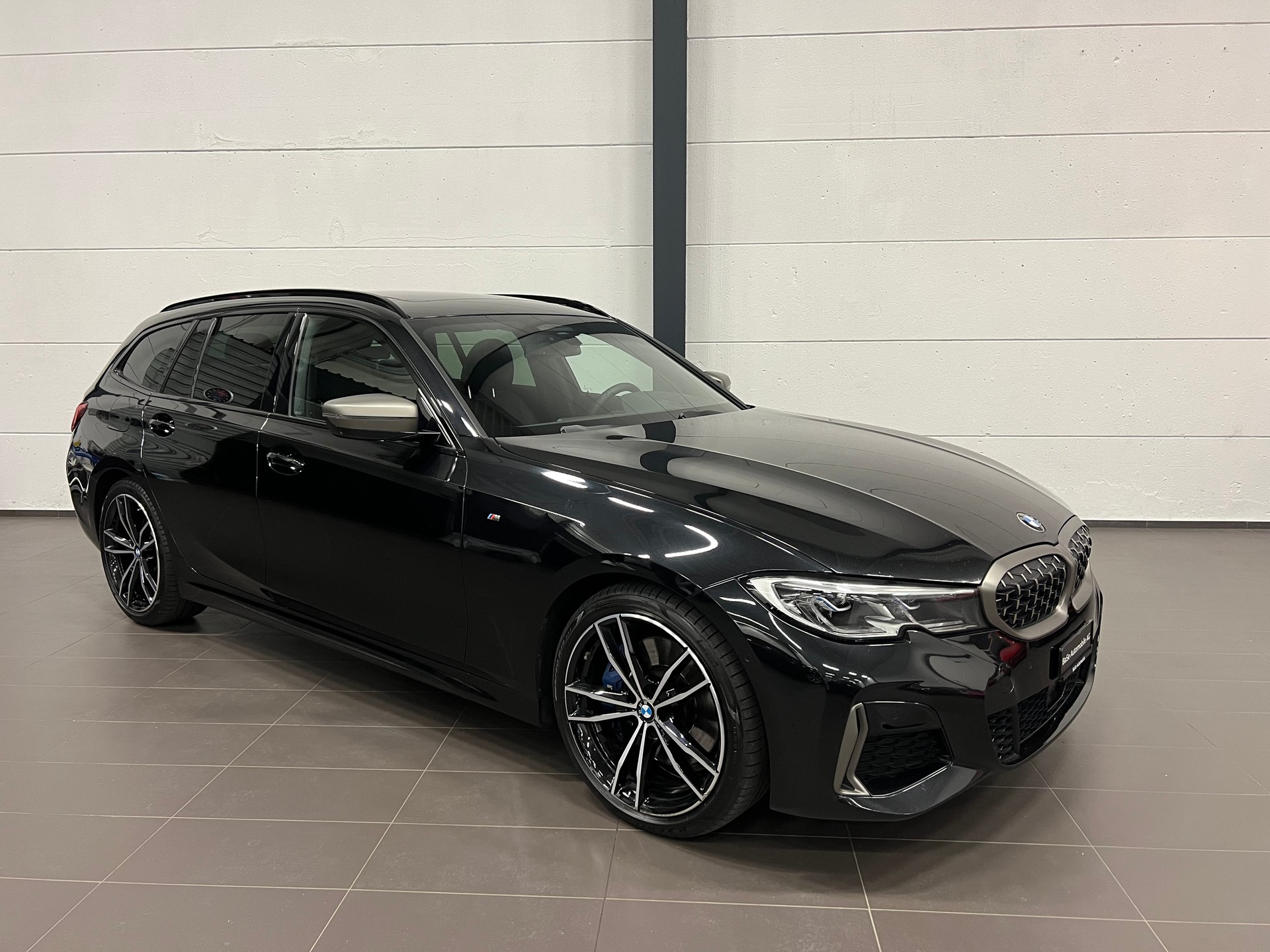 BMW M340d xDrive 48V Touring Steptronic Sport-image-1