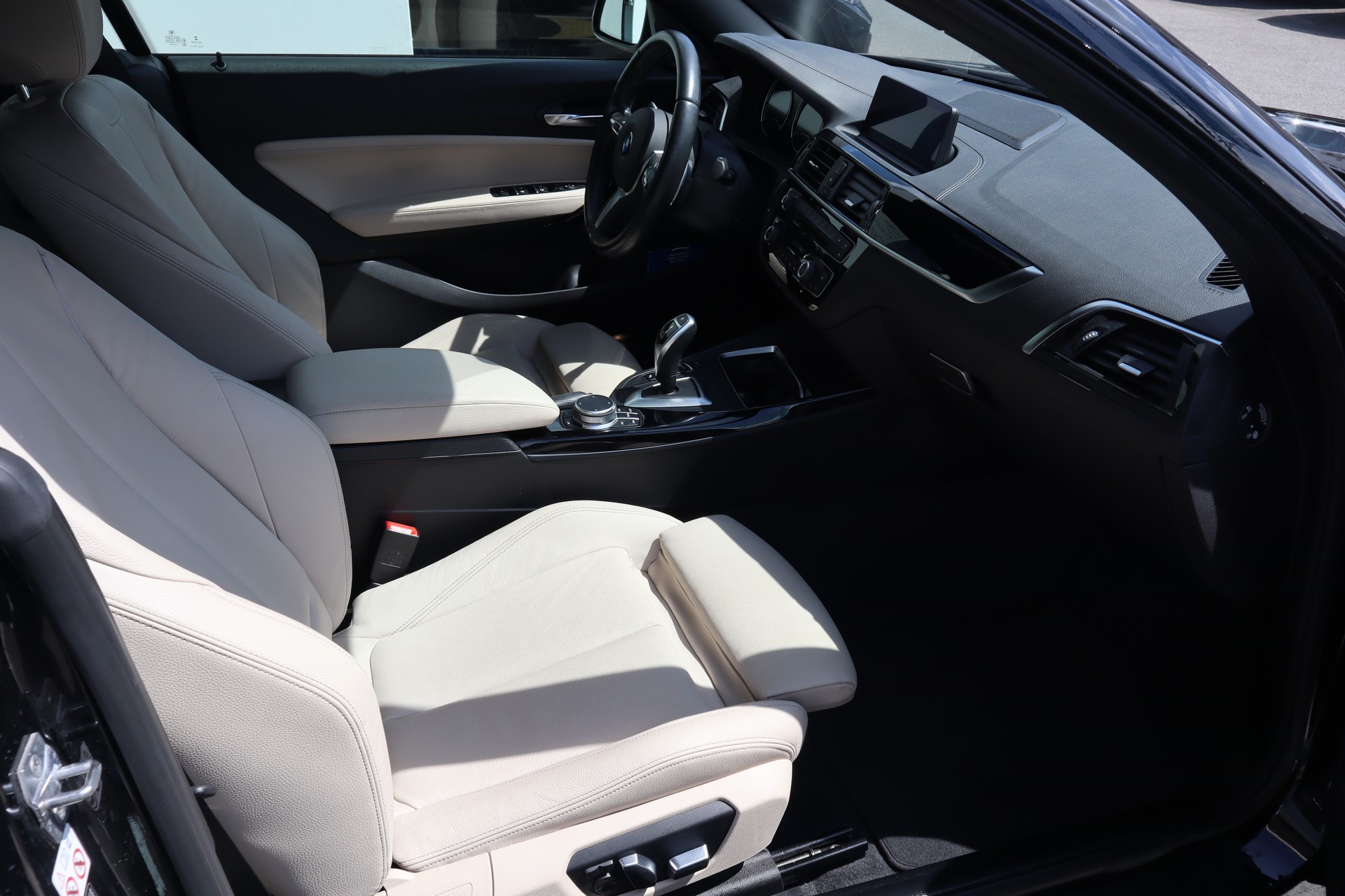 BMW M240i xDrive M- Sportpaket Steptronic 4x4 Euro 6-image-4