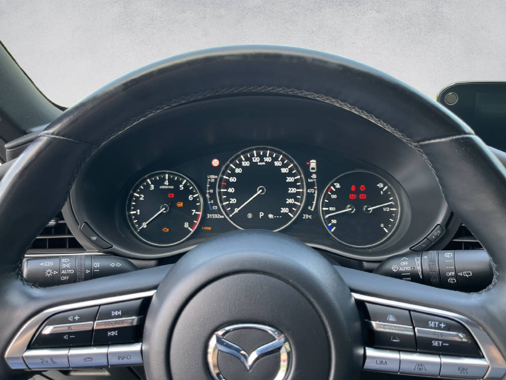 MAZDA 3 Hatchback 2.0 150 Ambition Plus-image-10