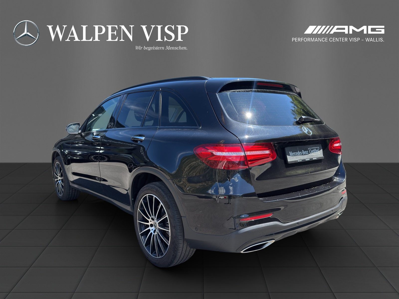 MERCEDES-BENZ GLC 350 e AMG Line 4Matic-showroom-element-3