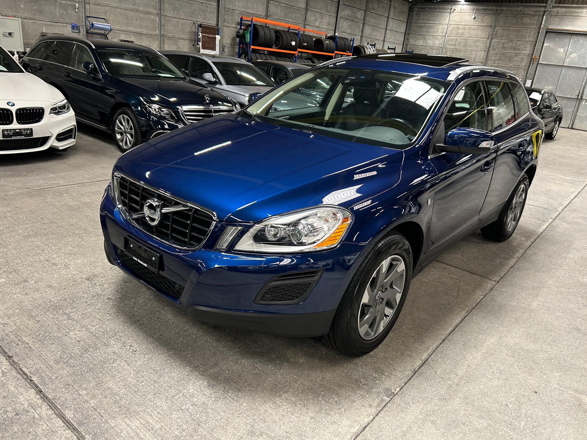 VOLVO XC60 D3 AWD OceanRace Geartronic-image-7