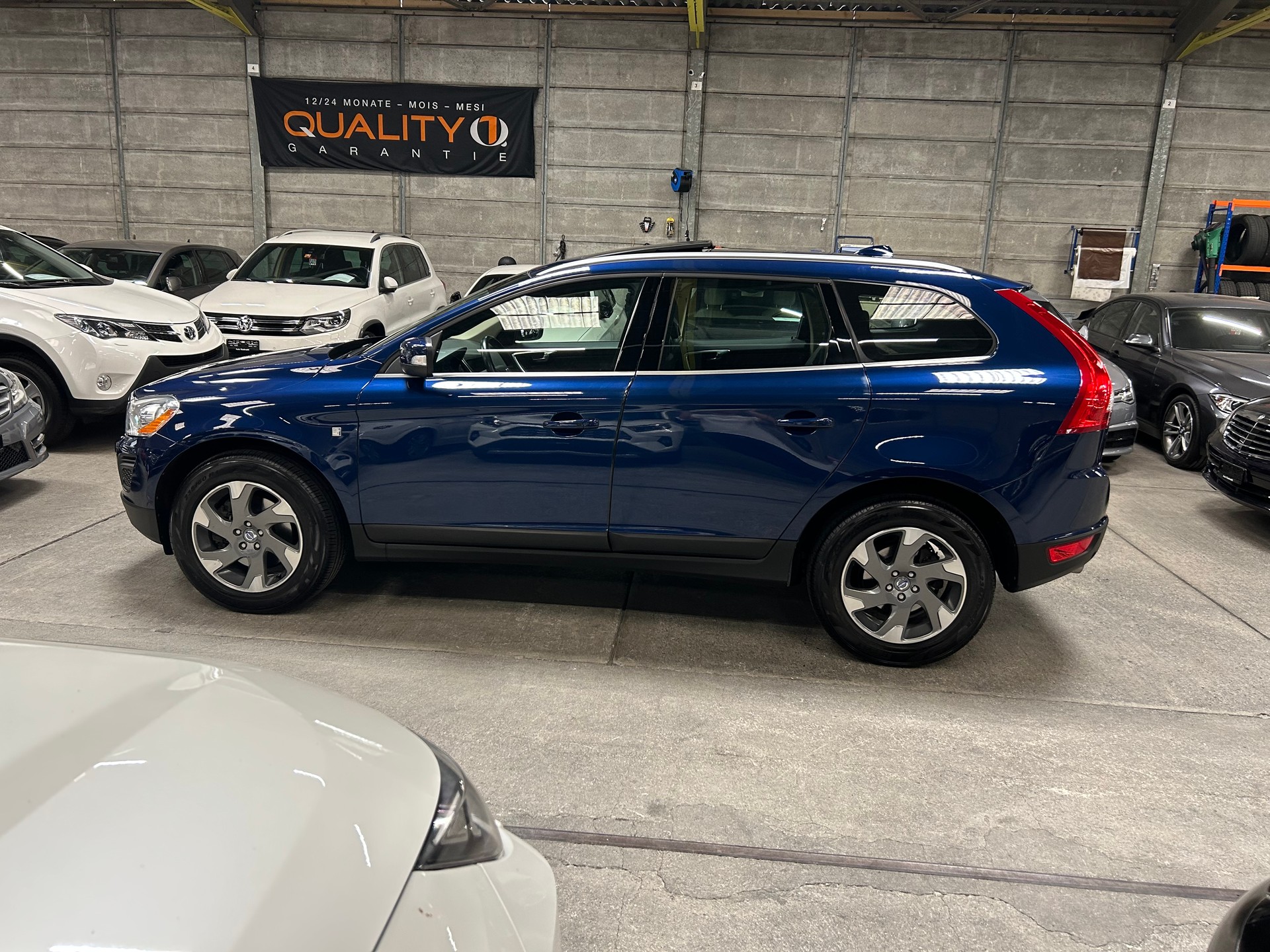 VOLVO XC60 D3 AWD OceanRace Geartronic-image-6