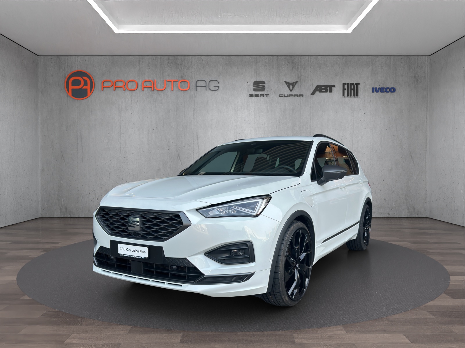 SEAT Tarraco 1.4 e-HYBRID DSG Move FR Umbau-image-0
