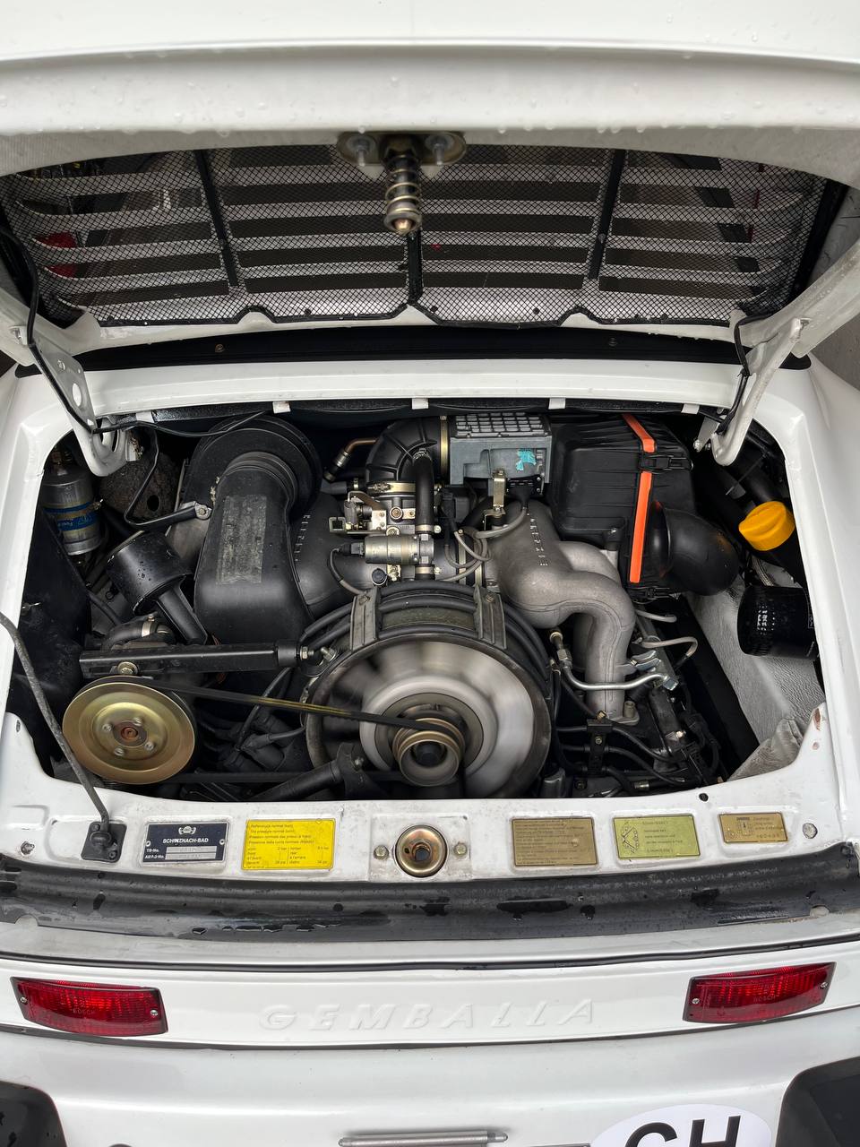 PORSCHE 911 Carrera Cabrio GEMBALLA-image-6