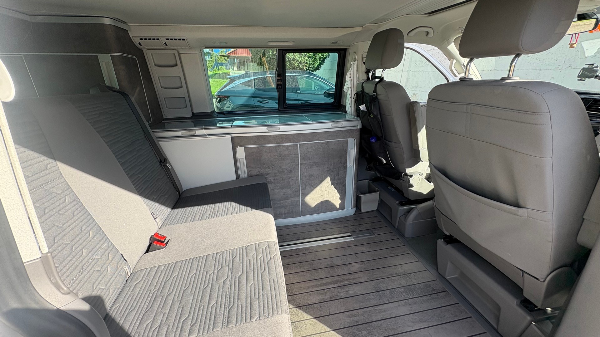 VW California 6.1 Ocean Edition-image-3