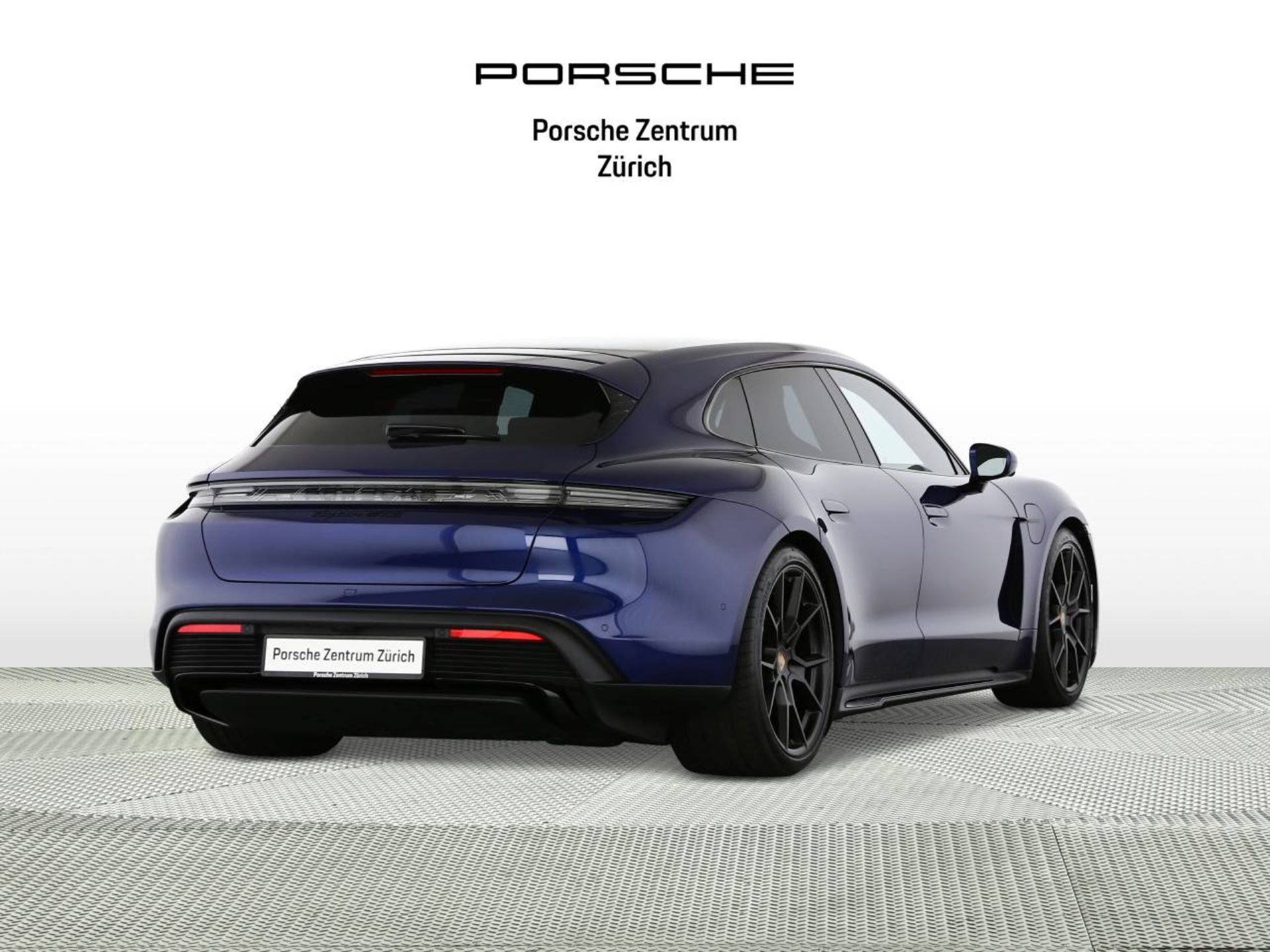PORSCHE Taycan GTS Sport Turismo-image-2