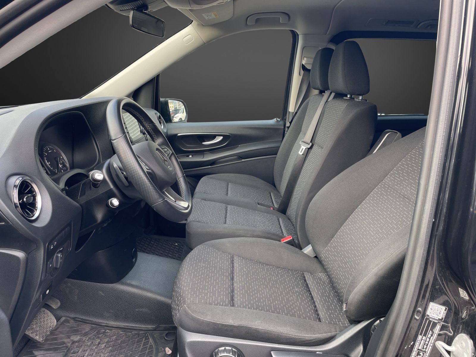 MERCEDES-BENZ Vito 119 CDI Extralang Pro Tourer 4Matic 9G-Tronic-image-7