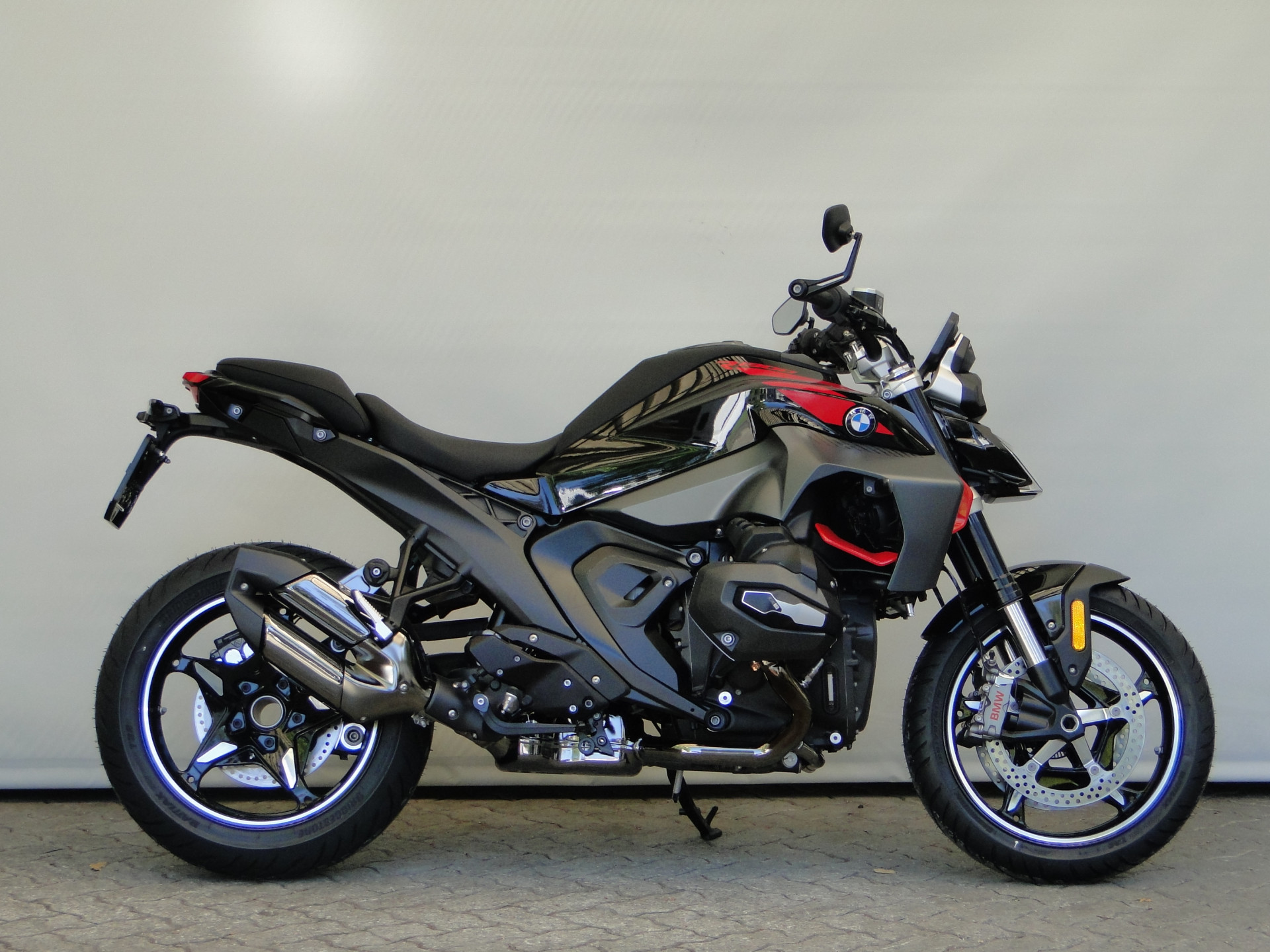 BMW R 1300 R-showroom-element-1