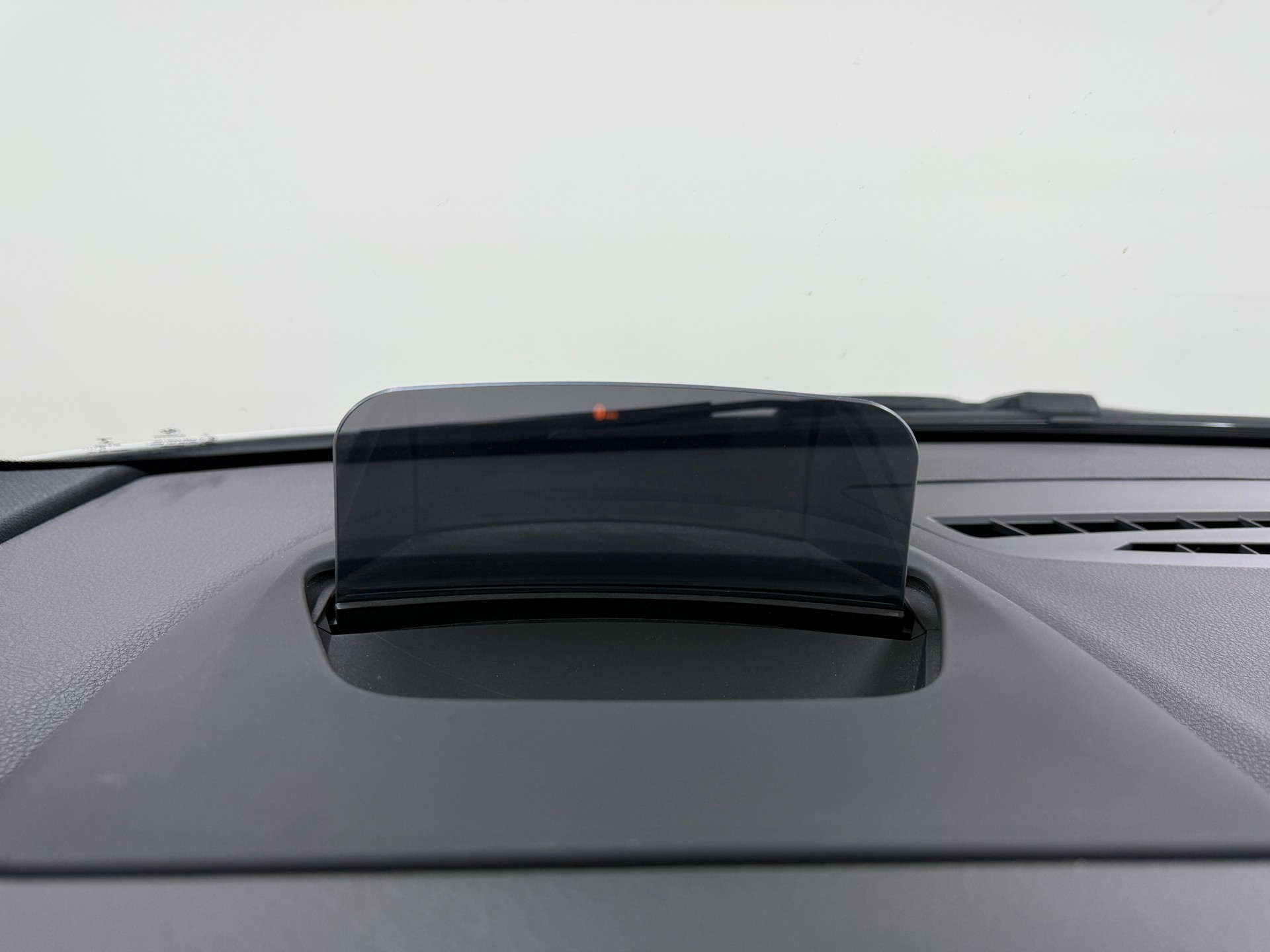 BMW 225i Active Tourer Luxury Line 231PS Steptronic ★ RF-Kamera ★ Head-Up-Display ★ Leder ★ Komfortzugang ★-image-16