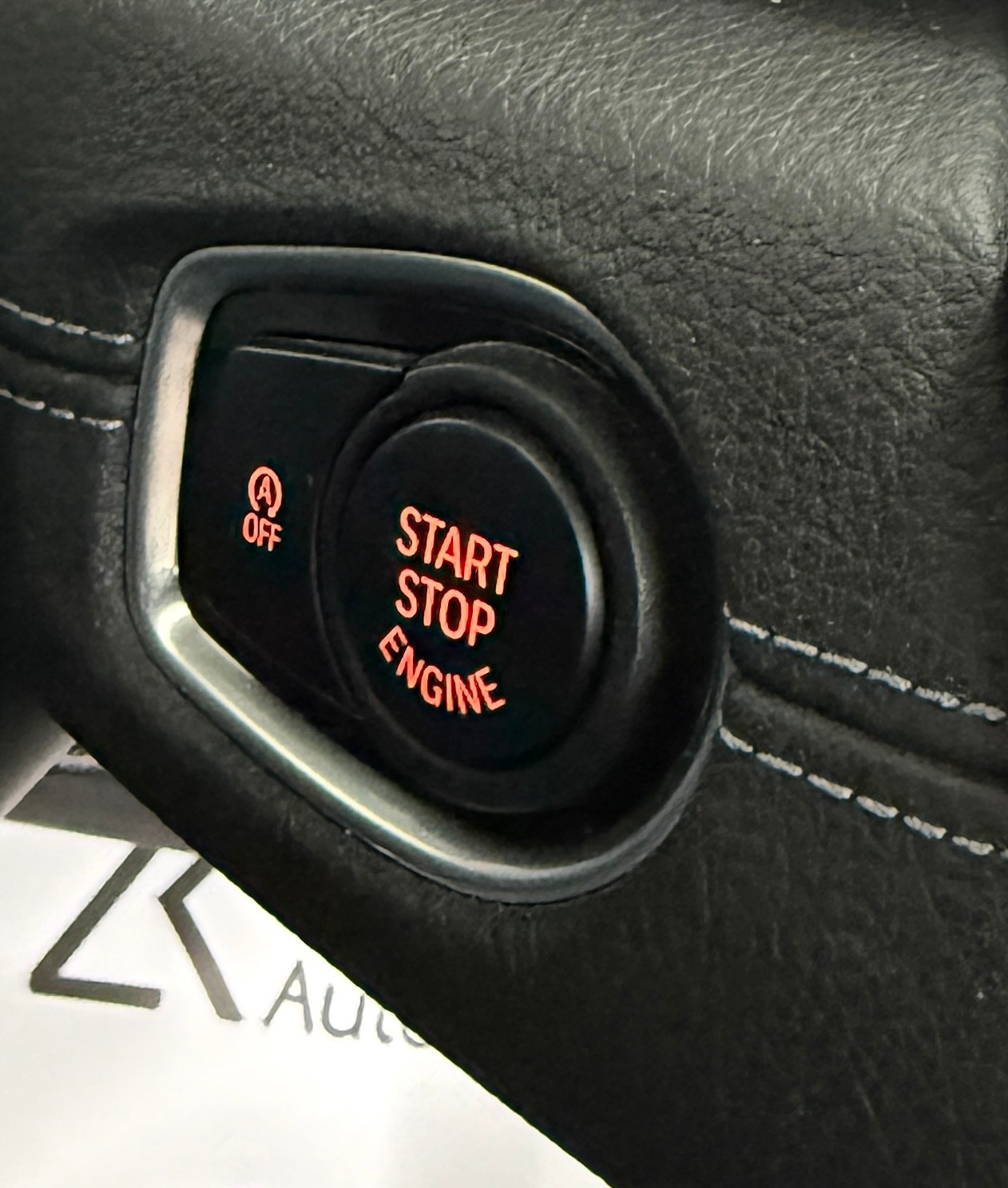 BMW 225i Active Tourer Luxury Line 231PS Steptronic ★ RF-Kamera ★ Head-Up-Display ★ Leder ★ Komfortzugang ★-image-17