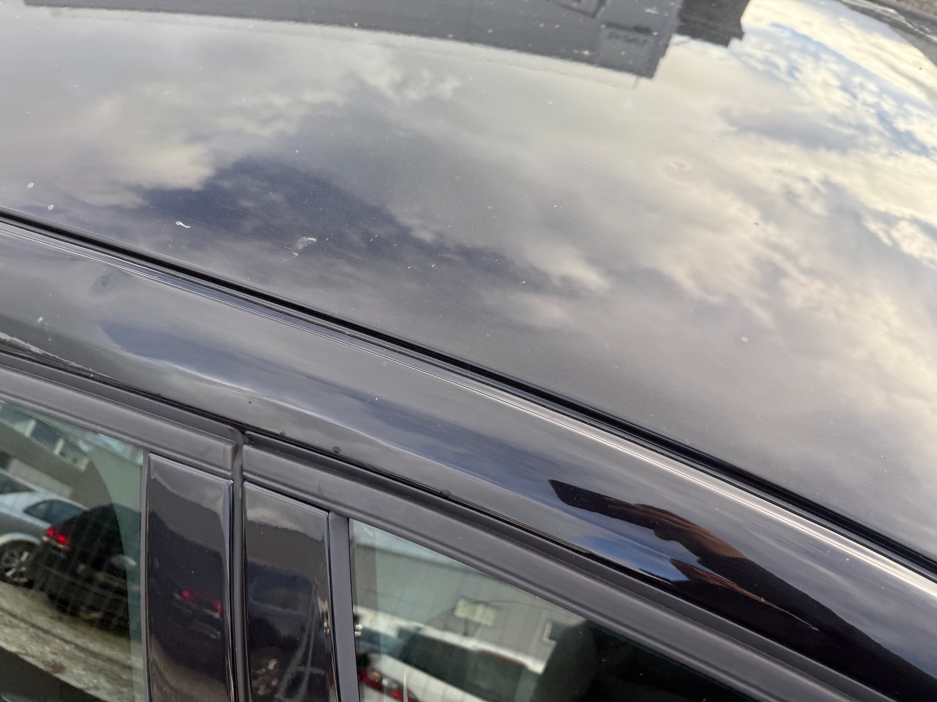 VOLVO V60 D4 Momentum Geartronic-image-9