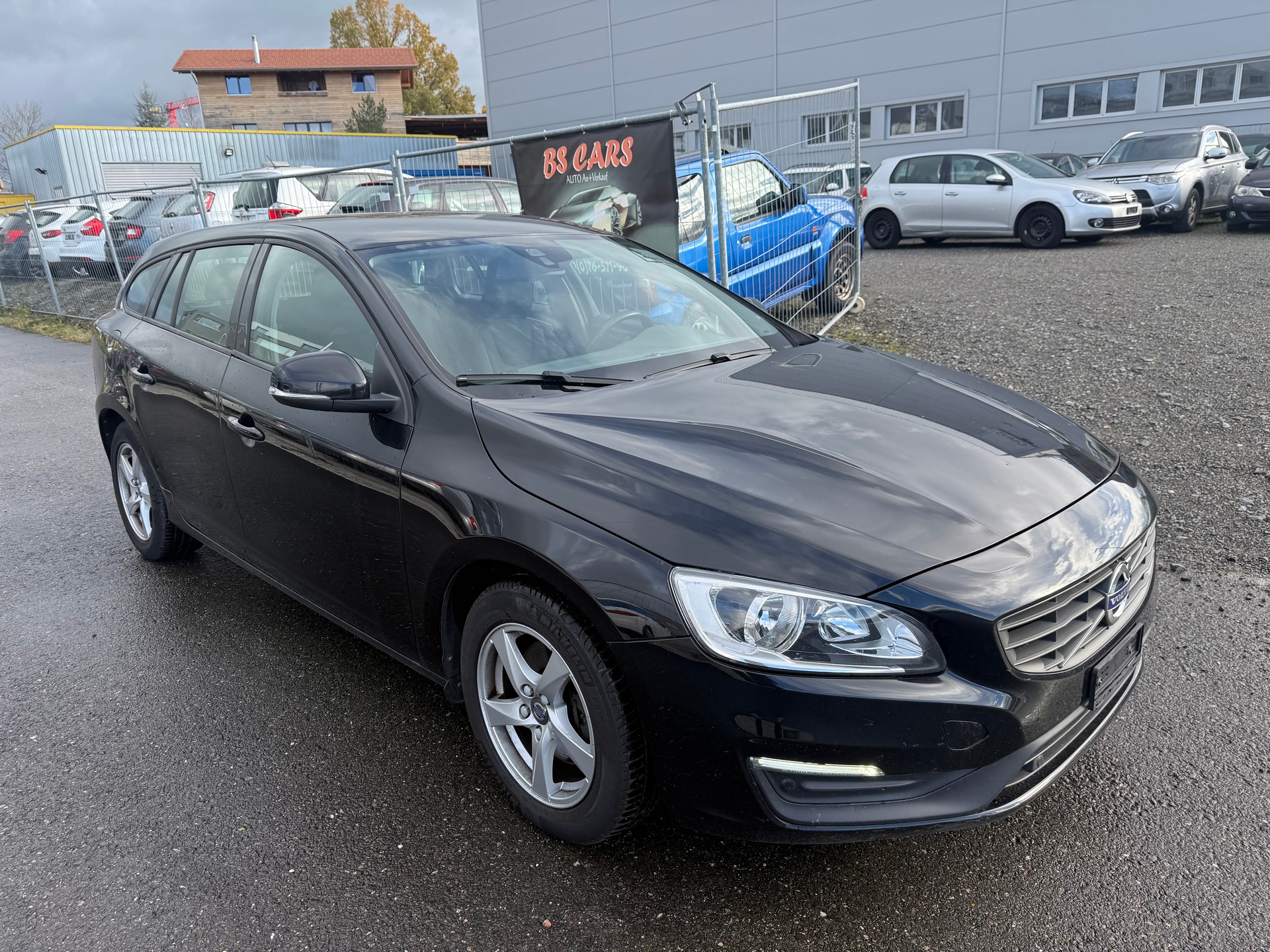 VOLVO V60 D4 Momentum Geartronic