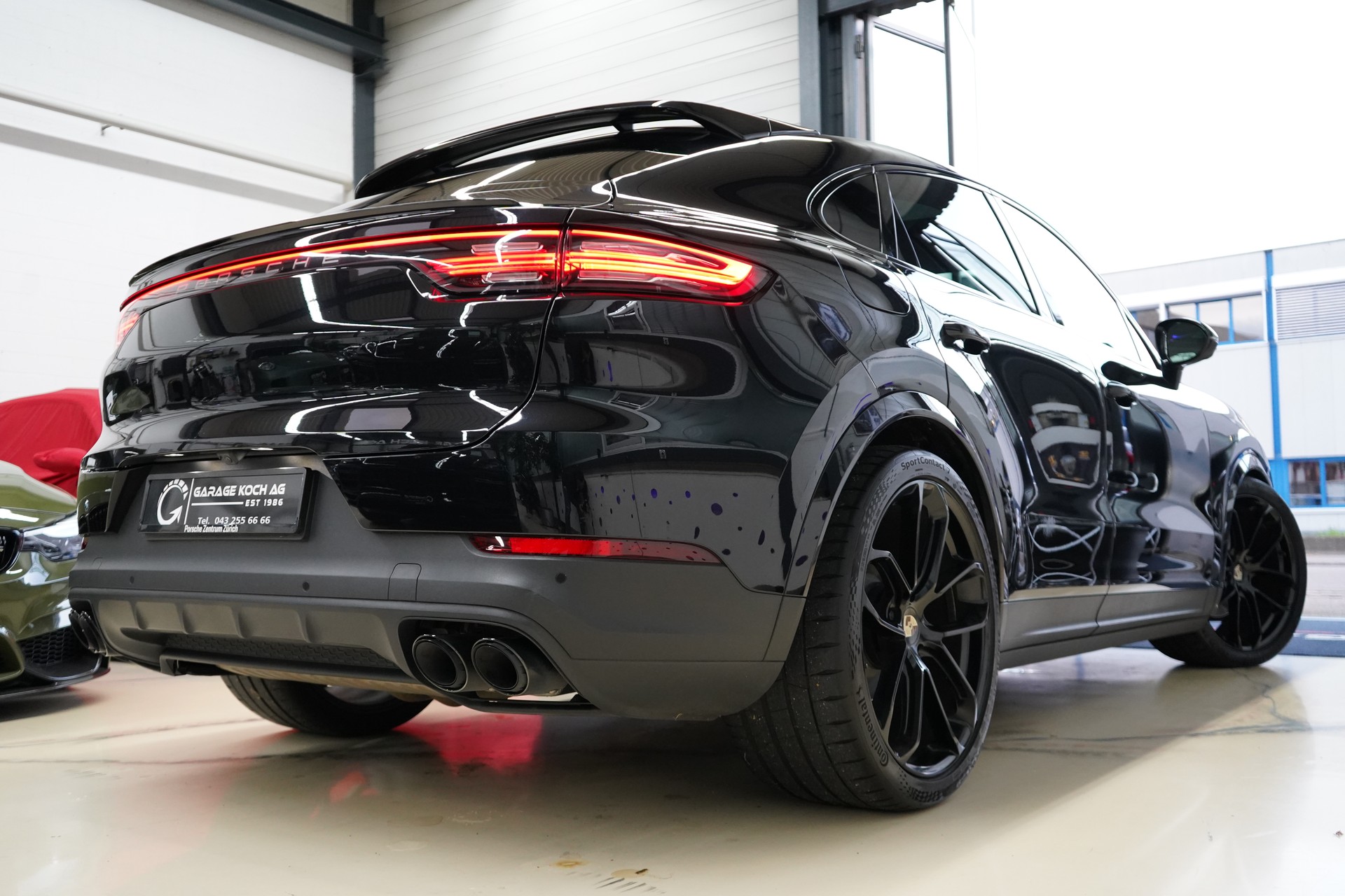 PORSCHE Cayenne Coupé Platinum Edition-image-5