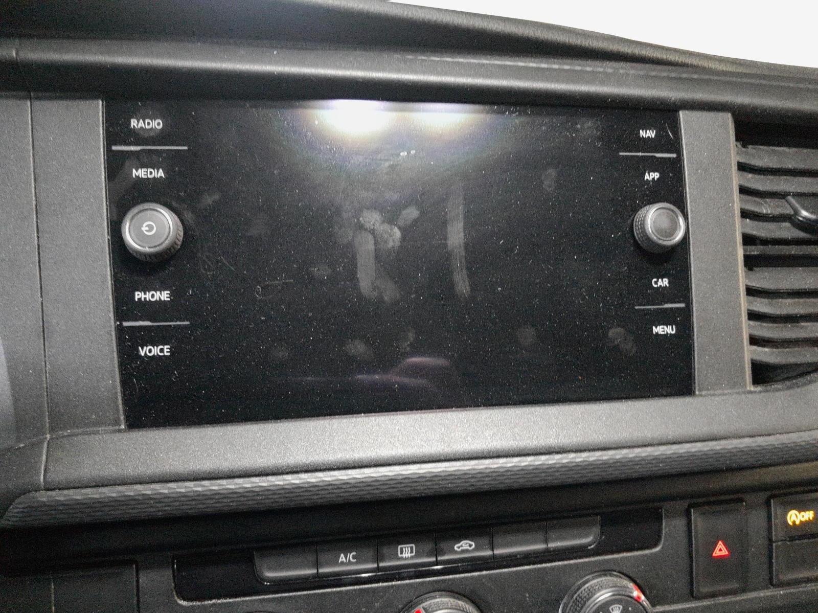 VW T6.1 2.0 TDI-image-10