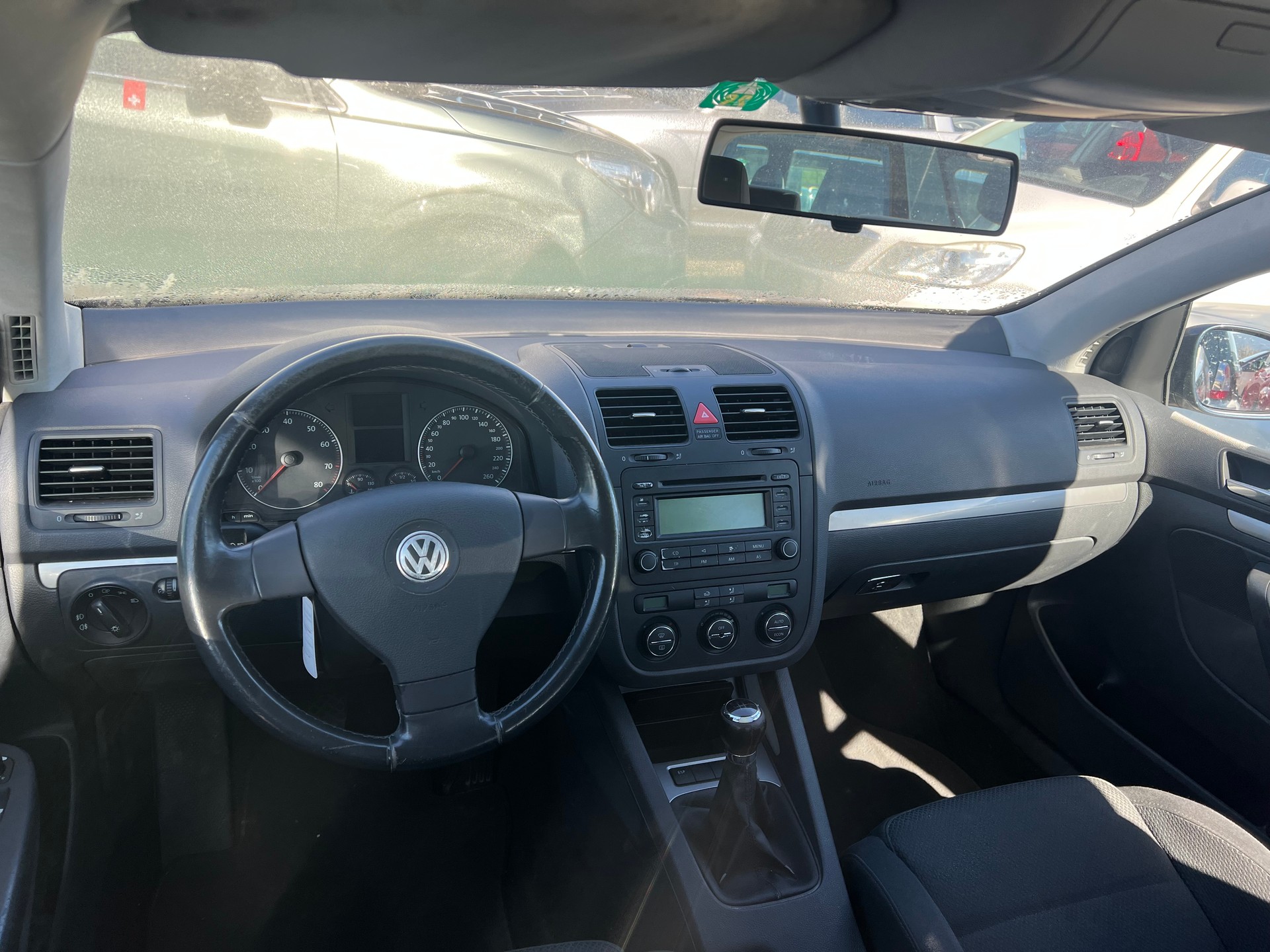 VW Golf 2.0 FSI Comfortline 4Motion-image-2