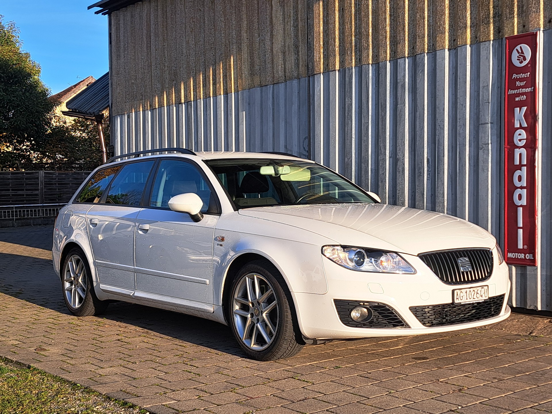 SEAT Exeo ST 2.0 TSI Sport-image-2