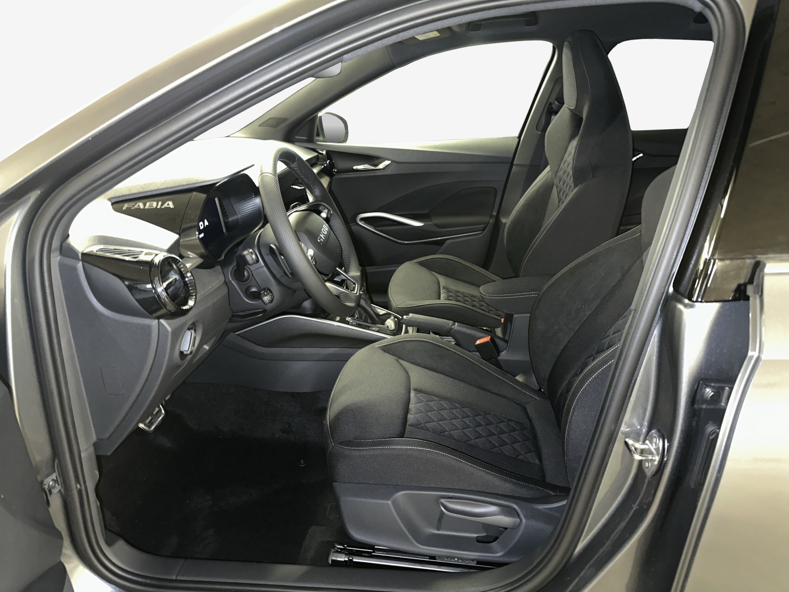 SKODA Fabia 1.5 TSI Dynamic DSG-image-7