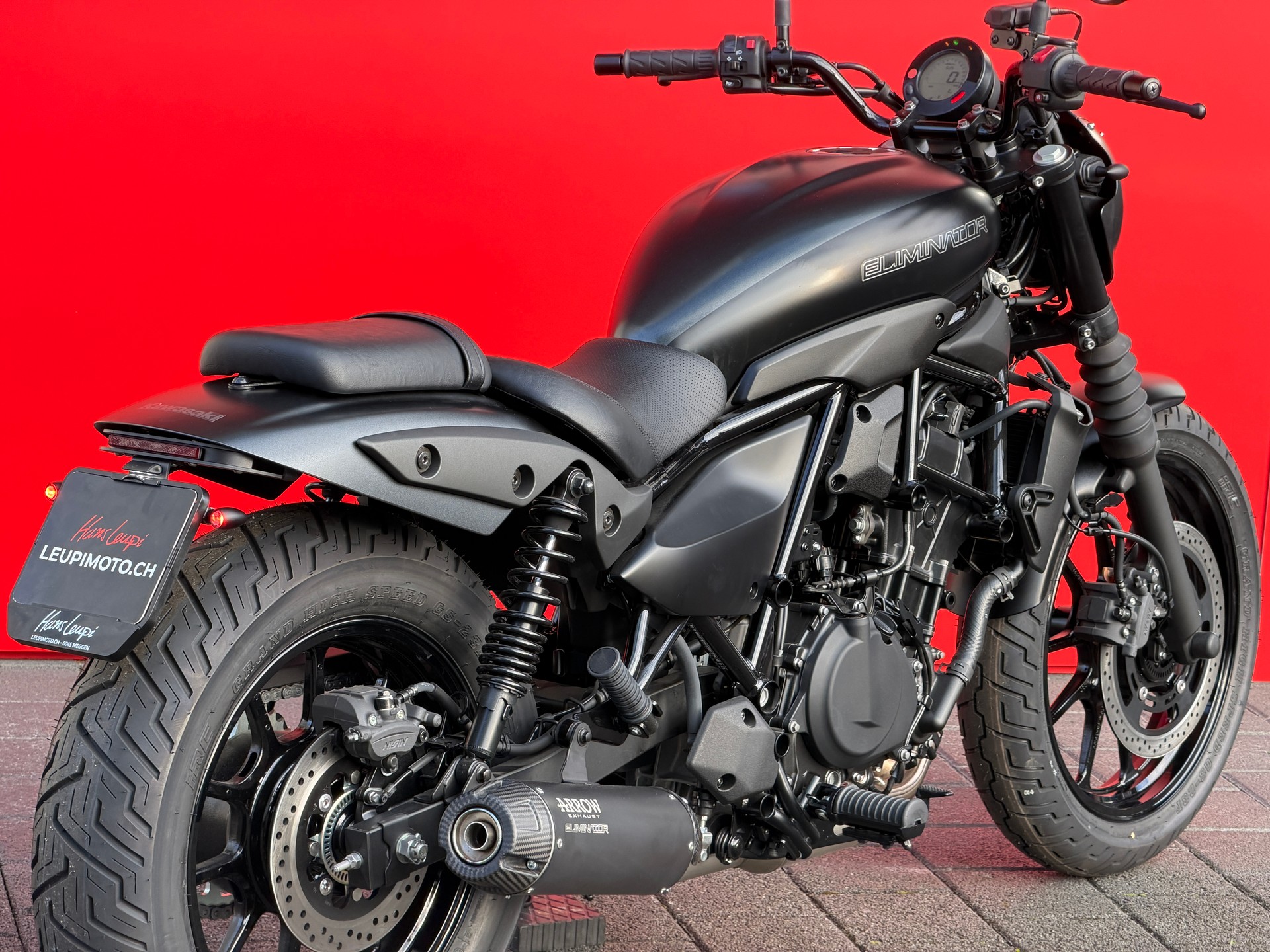 KAWASAKI Eliminator 500 SE Custom-showroom-element-2