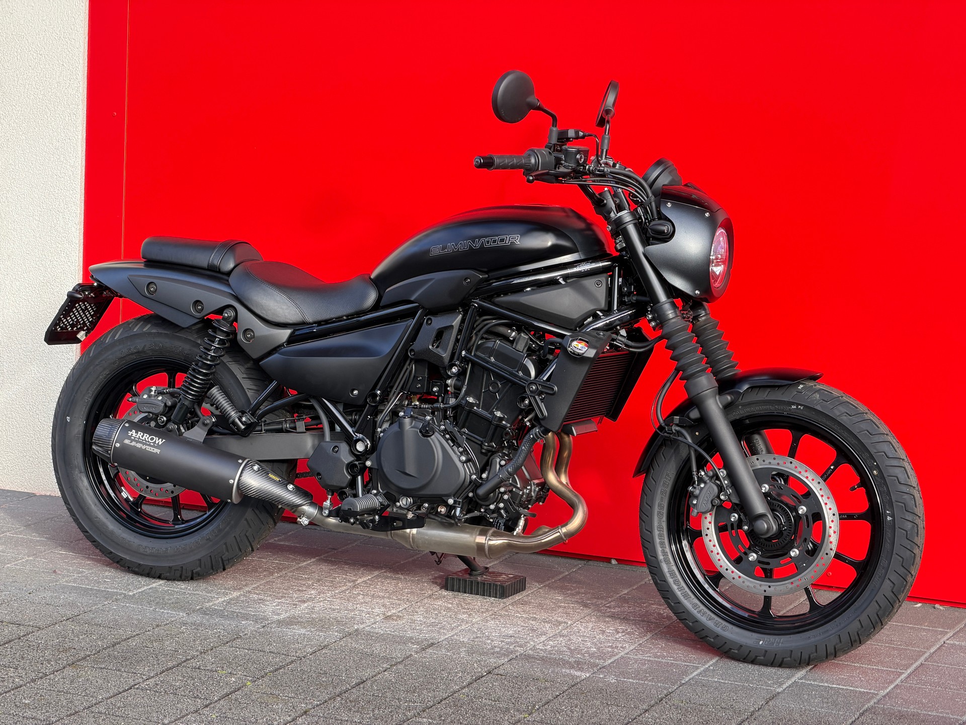 KAWASAKI Eliminator 500 SE Custom-showroom-element-3