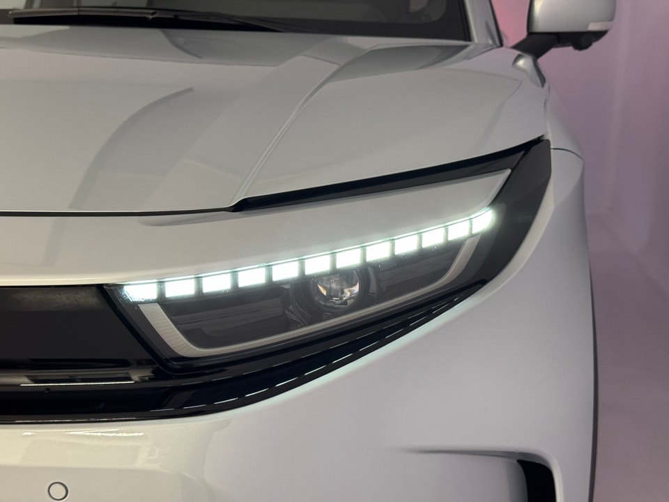 Urban Cruiser Electric 61 kWh Premium AWD