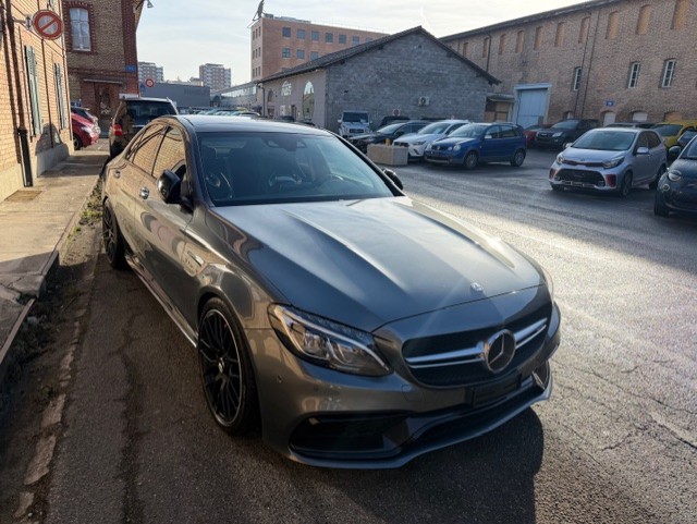 MERCEDES-BENZ C 63 S AMG Speedshift-image-9