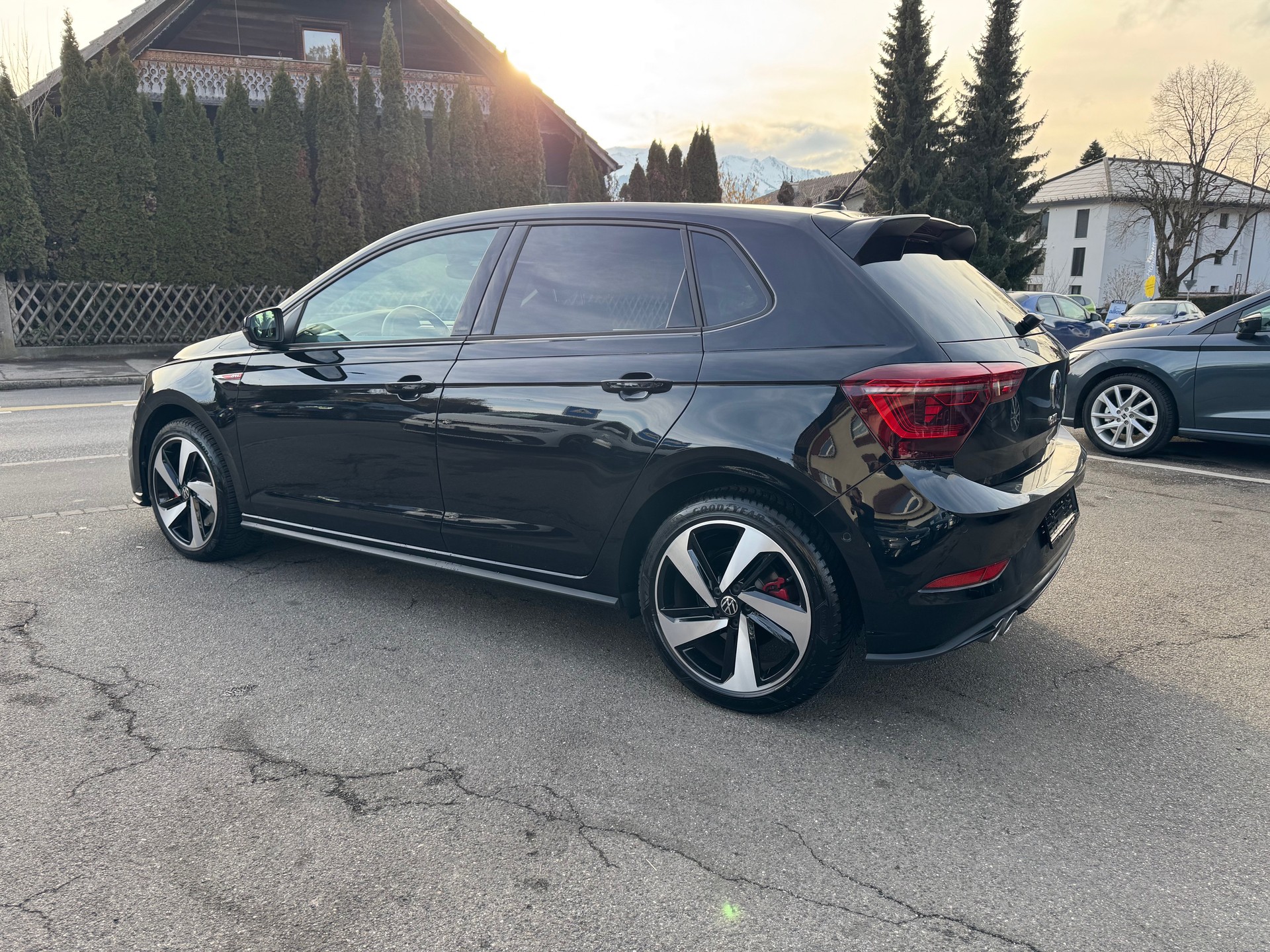 VW Polo 2.0 TSI GTI DSG-image-9