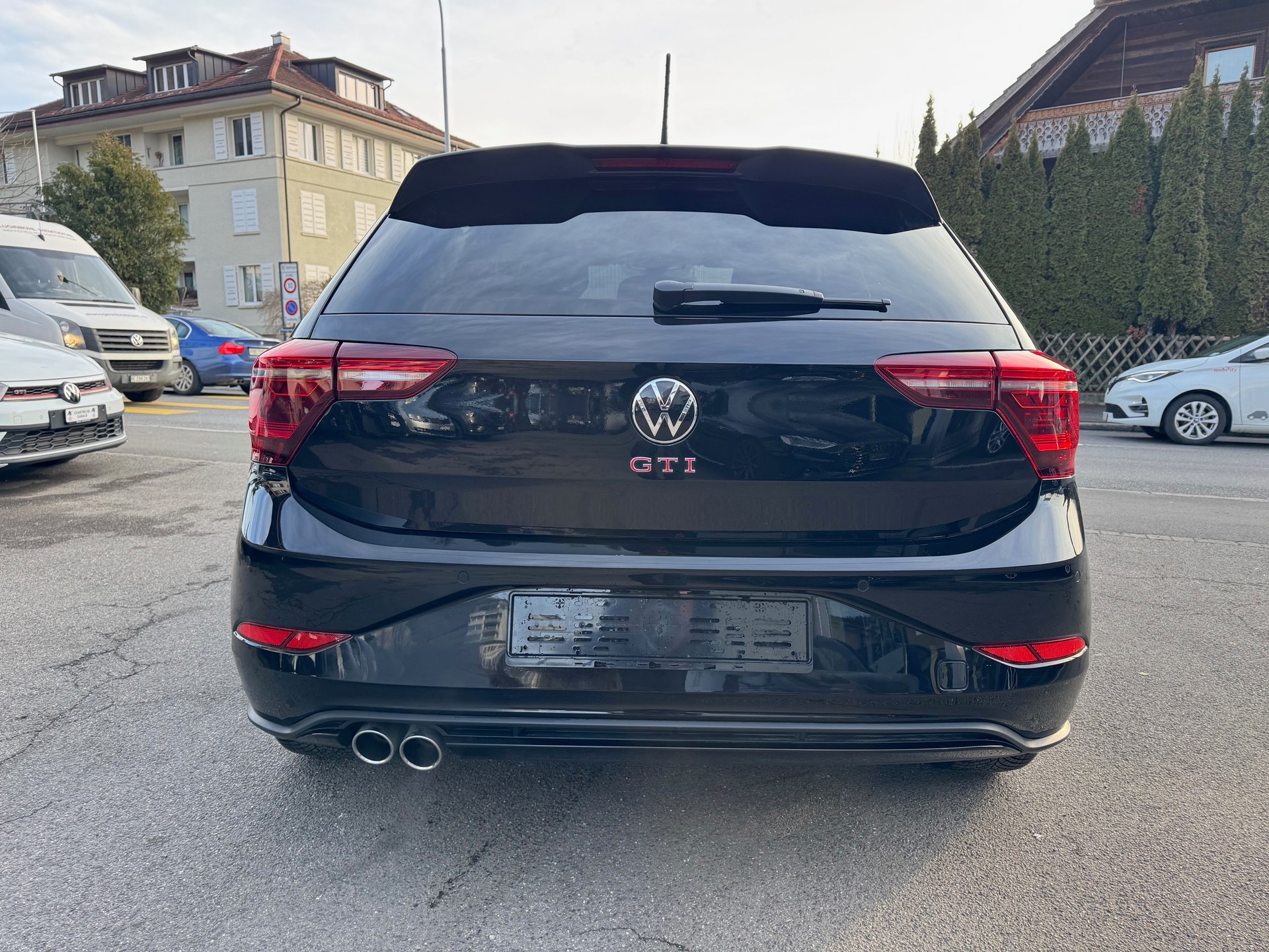 VW Polo 2.0 TSI GTI DSG-image-8