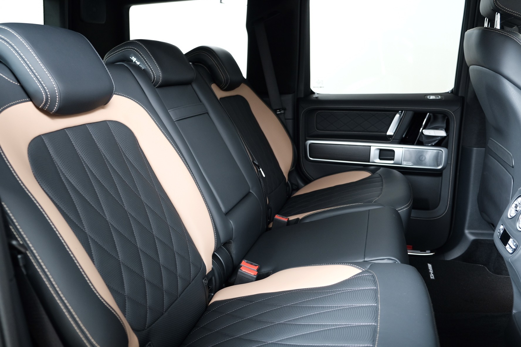 MERCEDES-BENZ G 500 9G-Tronic-image-10