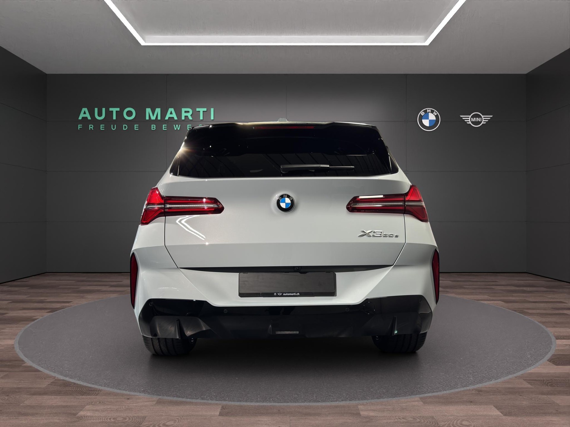 BMW X3 30e xDrive-image-2