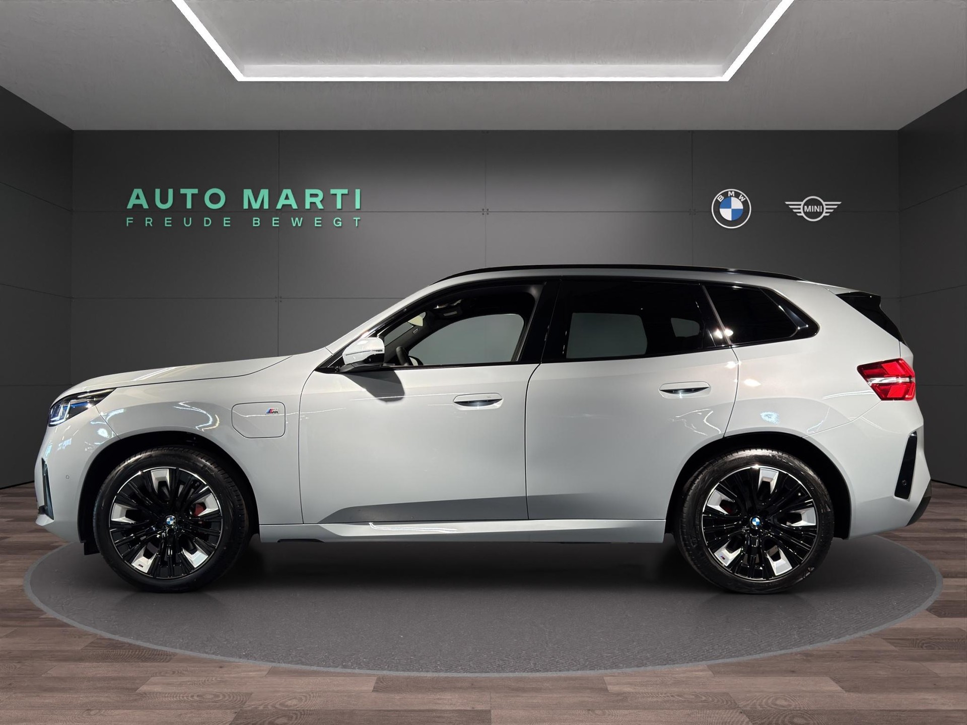 BMW X3 30e xDrive-image-1