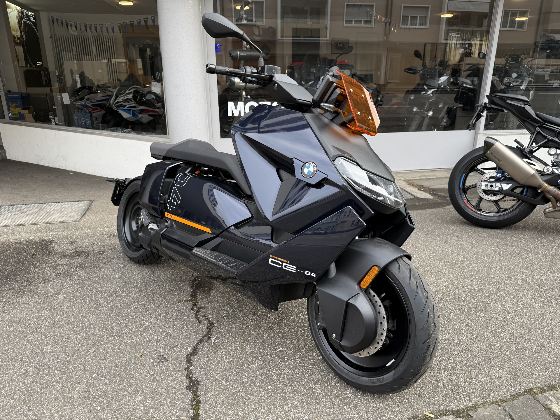 BMW CE 04 Avantgarde