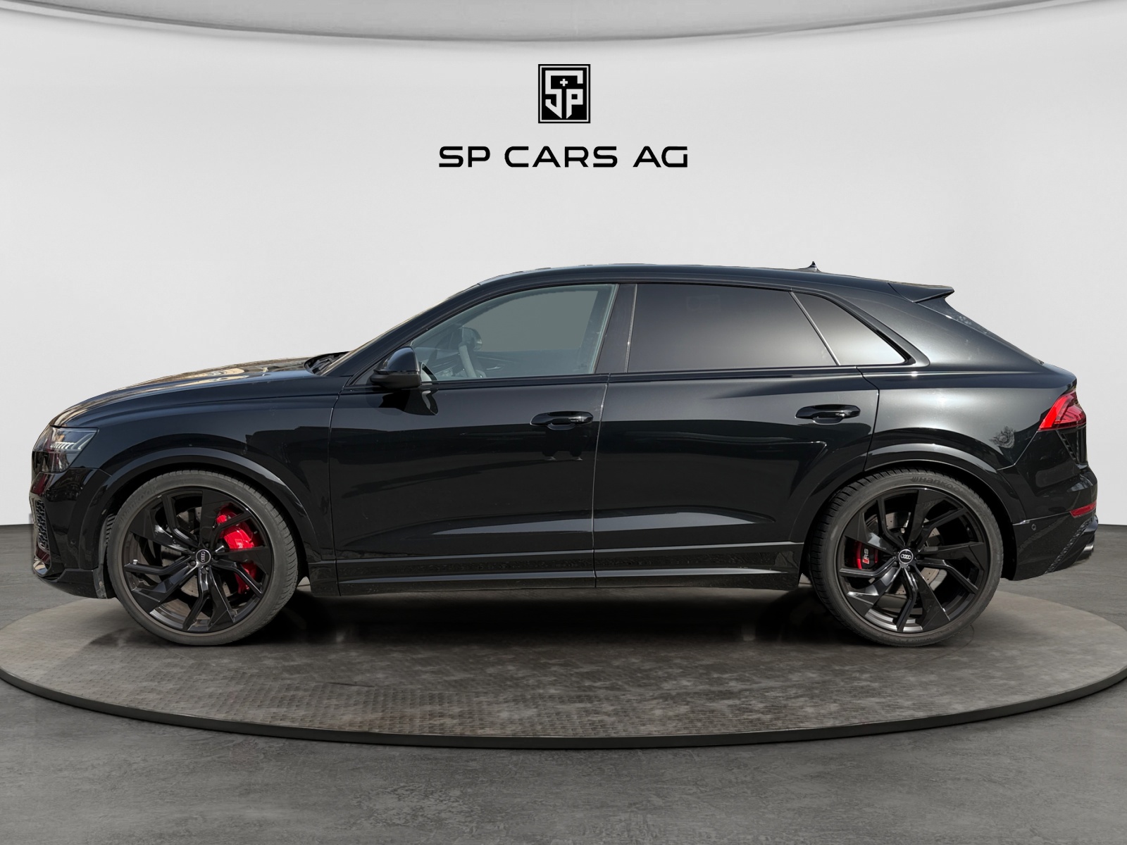 AUDI RSQ8 quattro tiptronic-image-1
