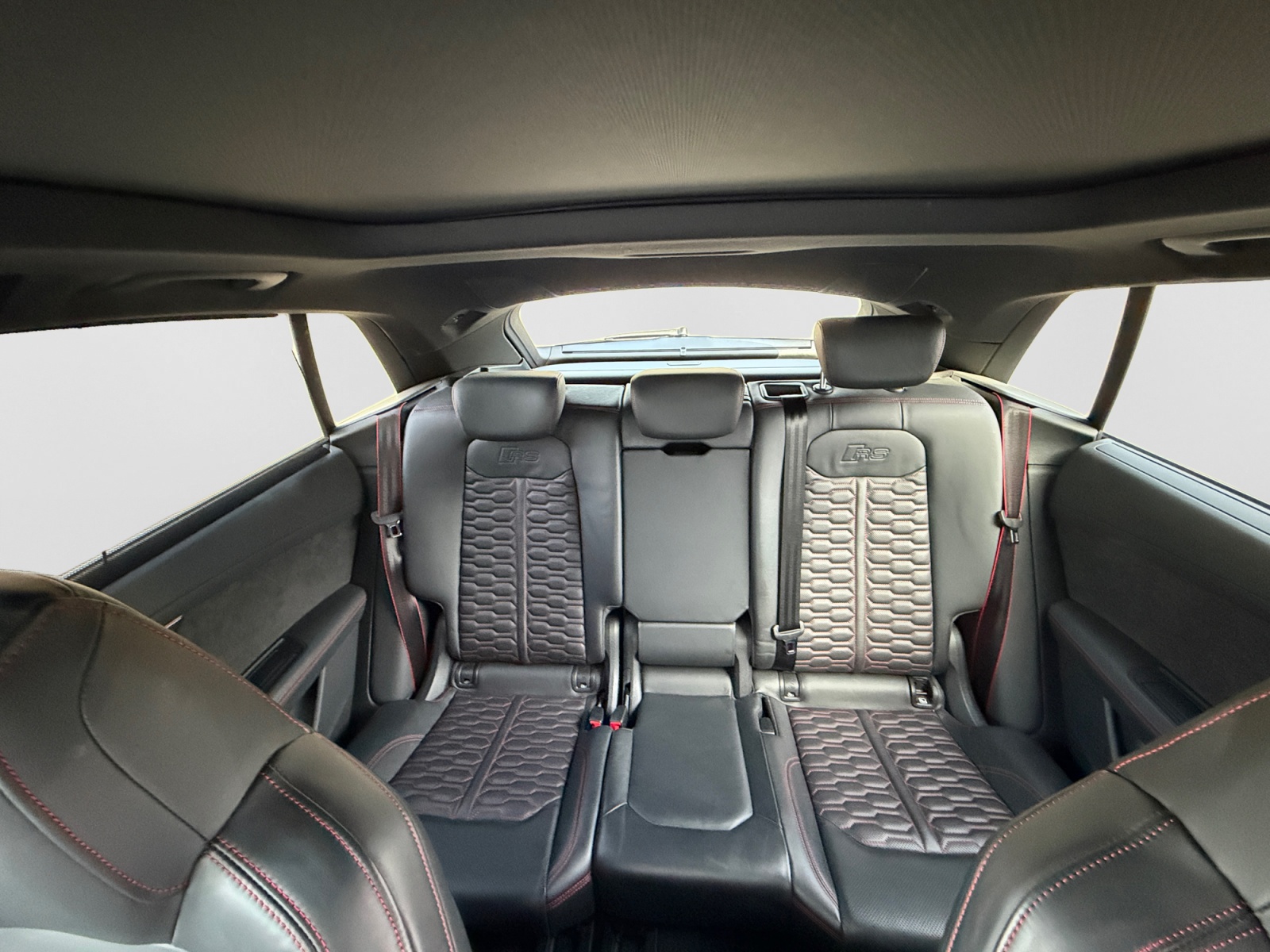 AUDI RSQ8 quattro tiptronic-image-15