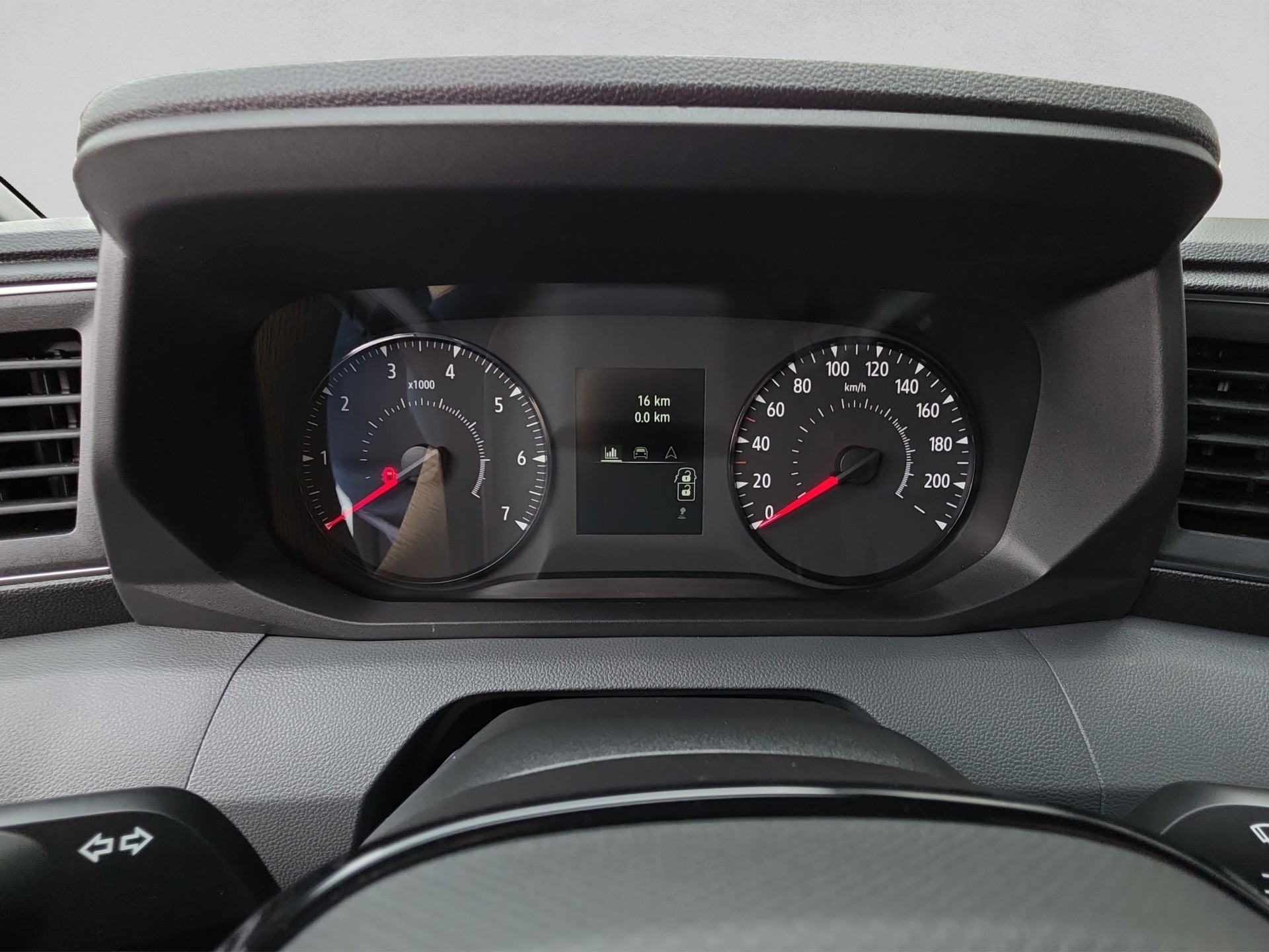 RENAULT Master T35 Blue dCi 150 L3H1-image-12