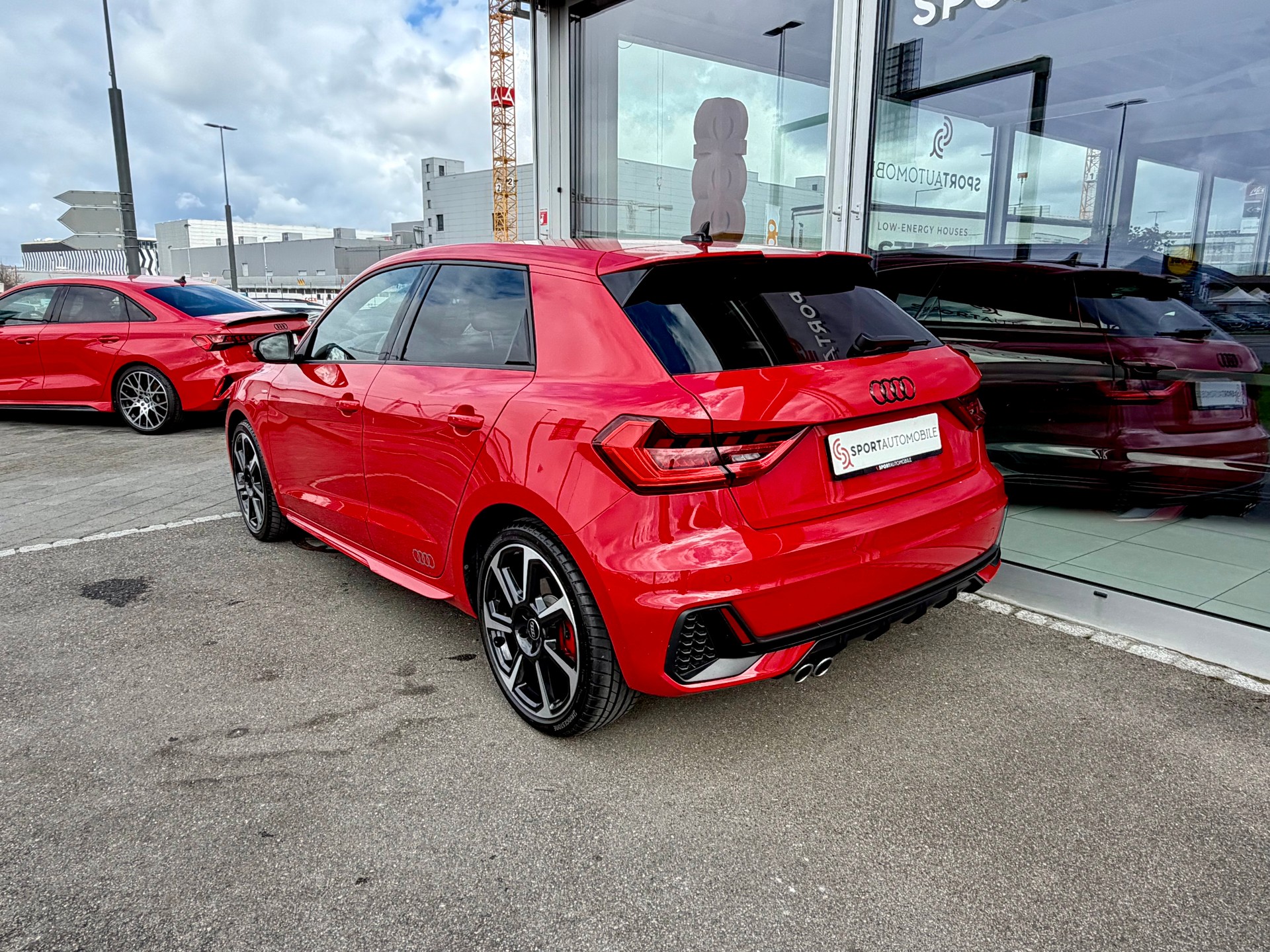AUDI A1 Sportback 40 TFSI S Line S-tronic-image-8