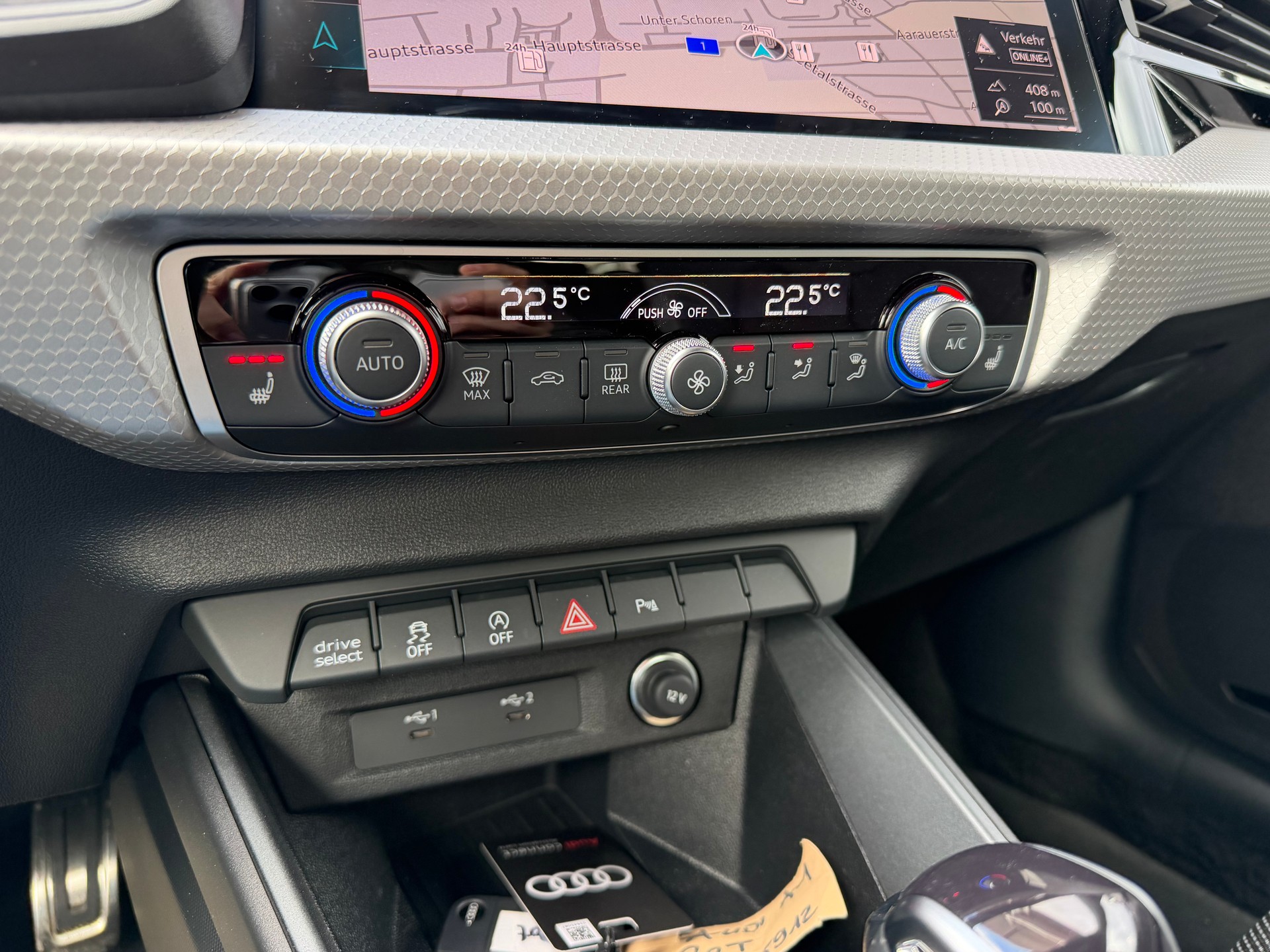AUDI A1 Sportback 40 TFSI S Line S-tronic-image-21