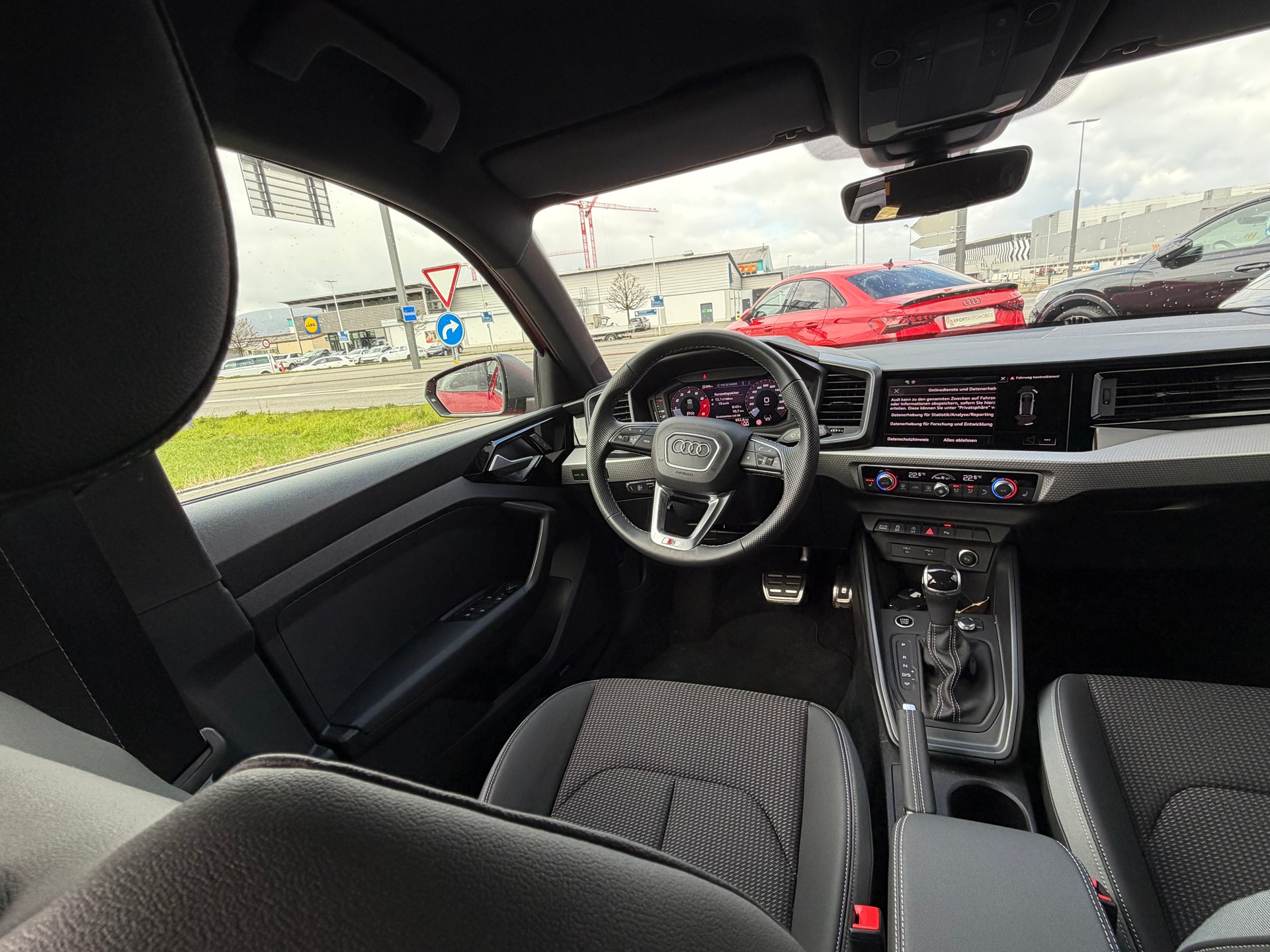 AUDI A1 Sportback 40 TFSI S Line S-tronic-image-10
