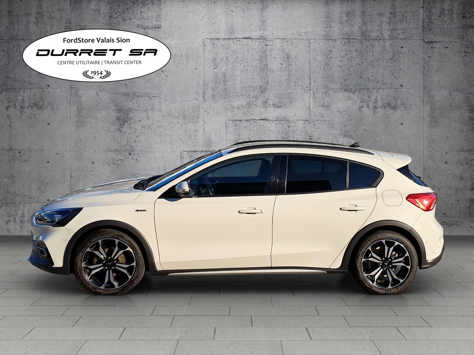 FORD Focus 1.0 SCTi Active X Automatique-image-4