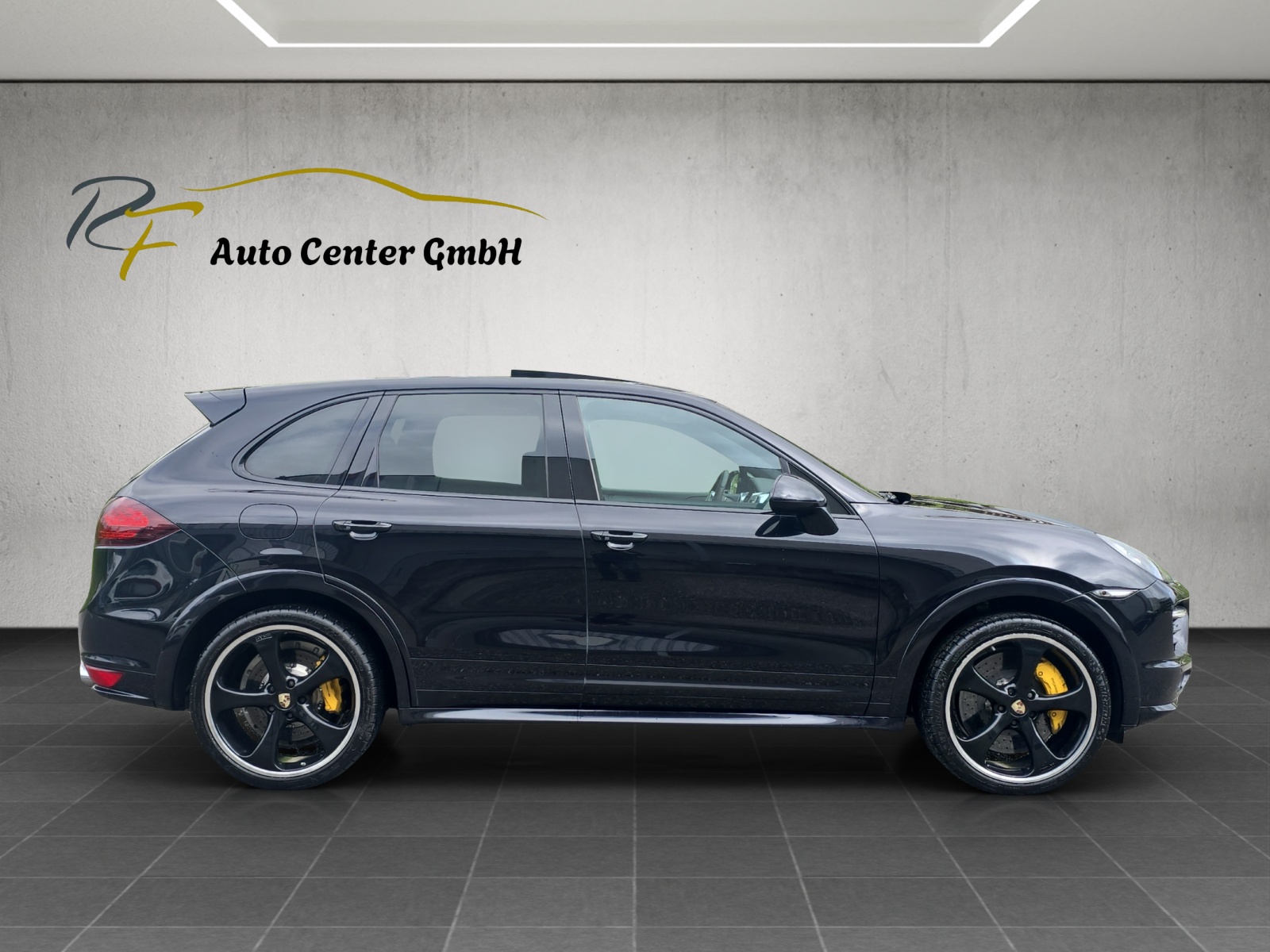 PORSCHE Cayenne Turbo S-image-5