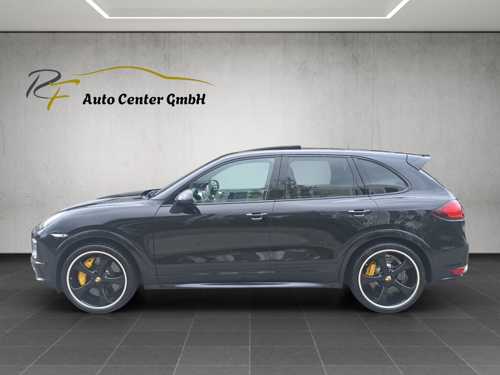 PORSCHE Cayenne Turbo S-image-7
