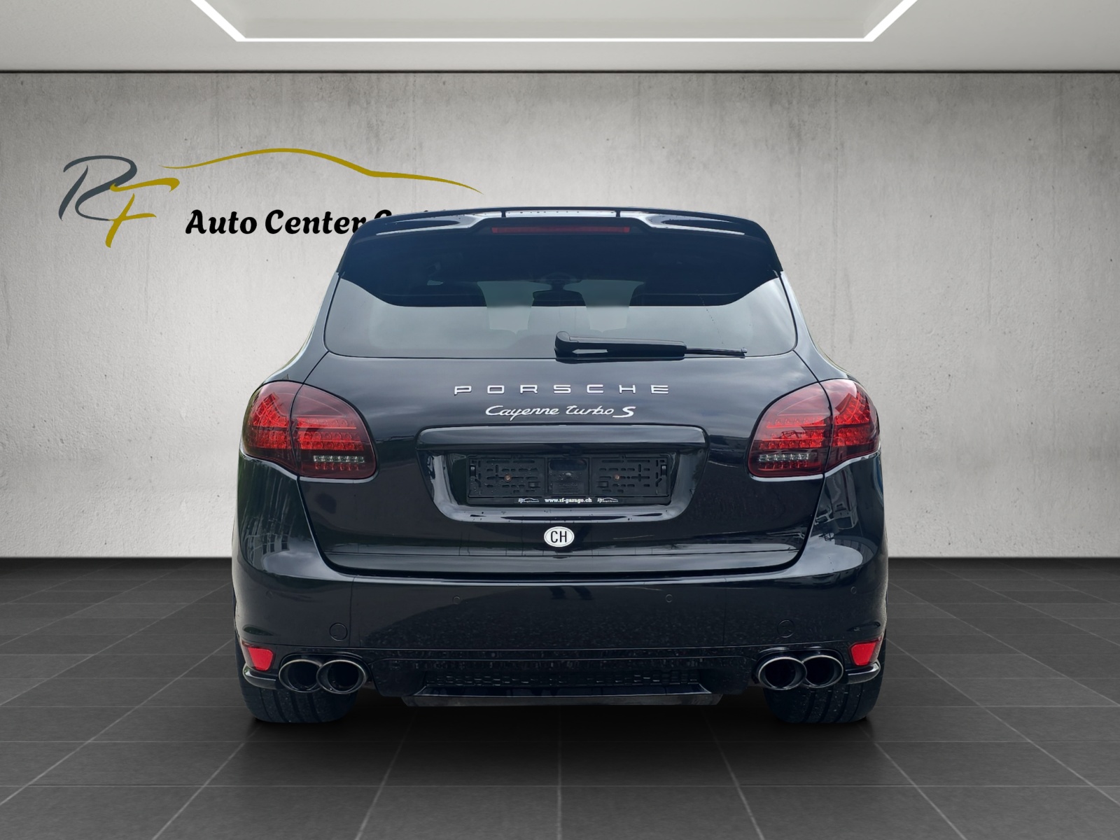 PORSCHE Cayenne Turbo S-image-6