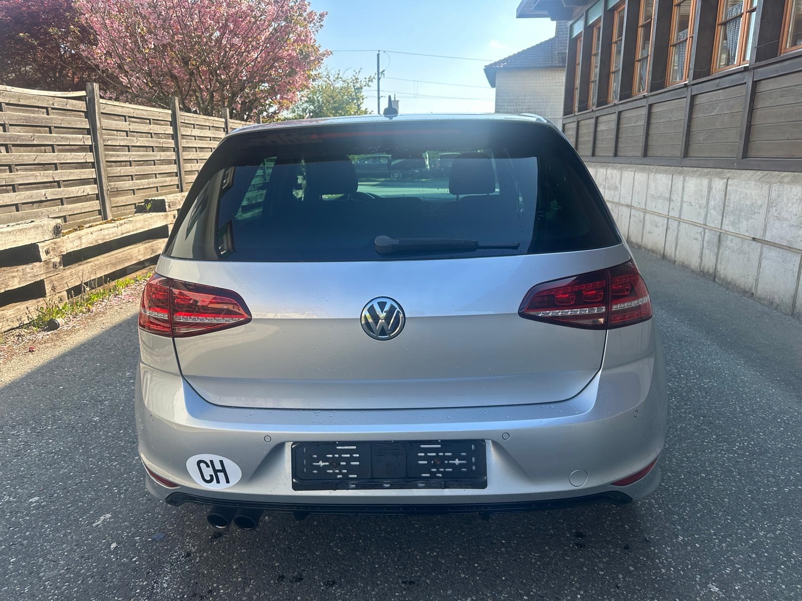 VW Golf 1.4 TSI Cup R-Line-image-5
