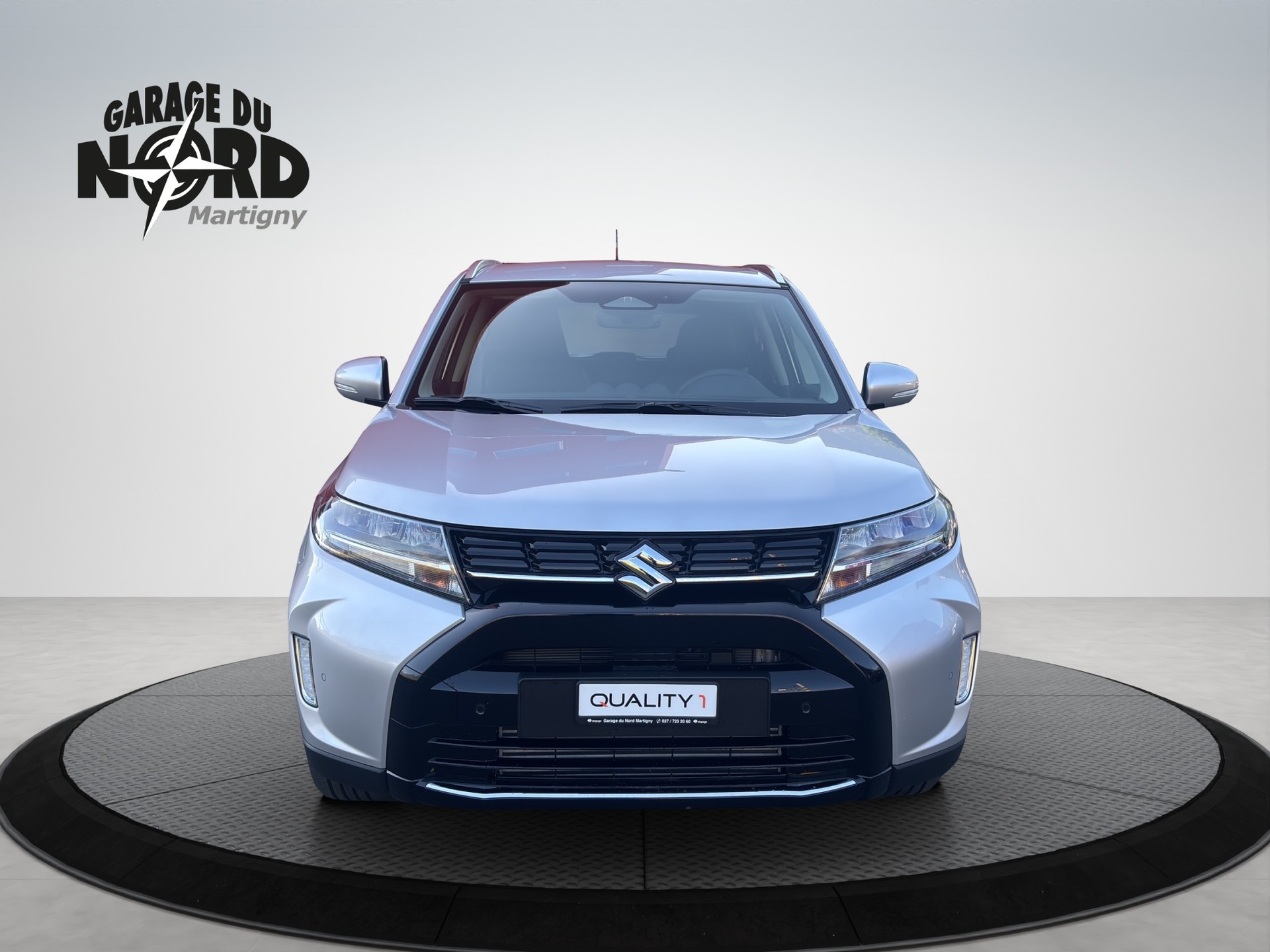 SUZUKI Vitara 1.5 Hybrid Compact Top 4x4 AGS-image-1