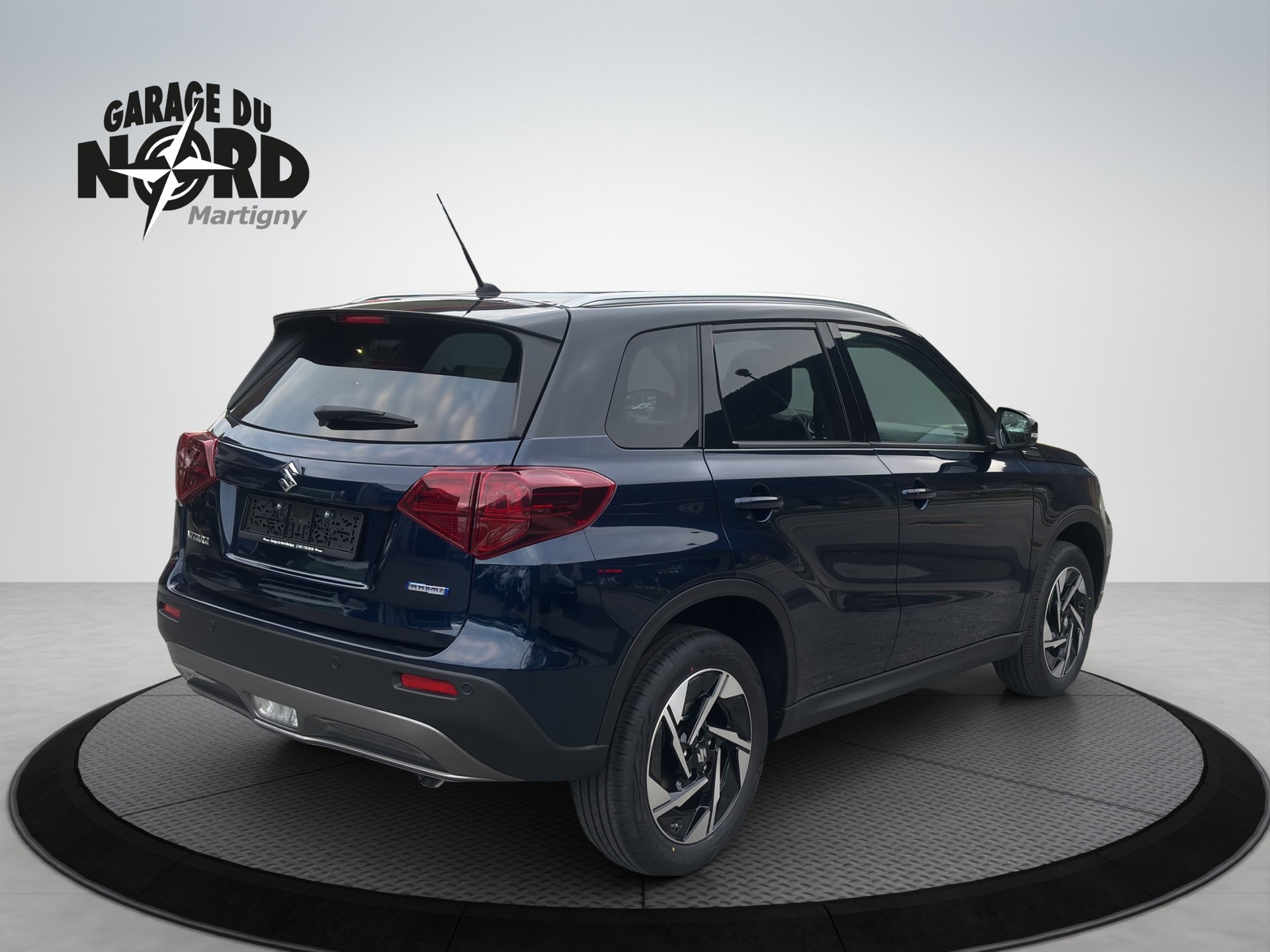 SUZUKI Vitara 1.5 Hybrid Compact Top 4x4 AGS-image-5