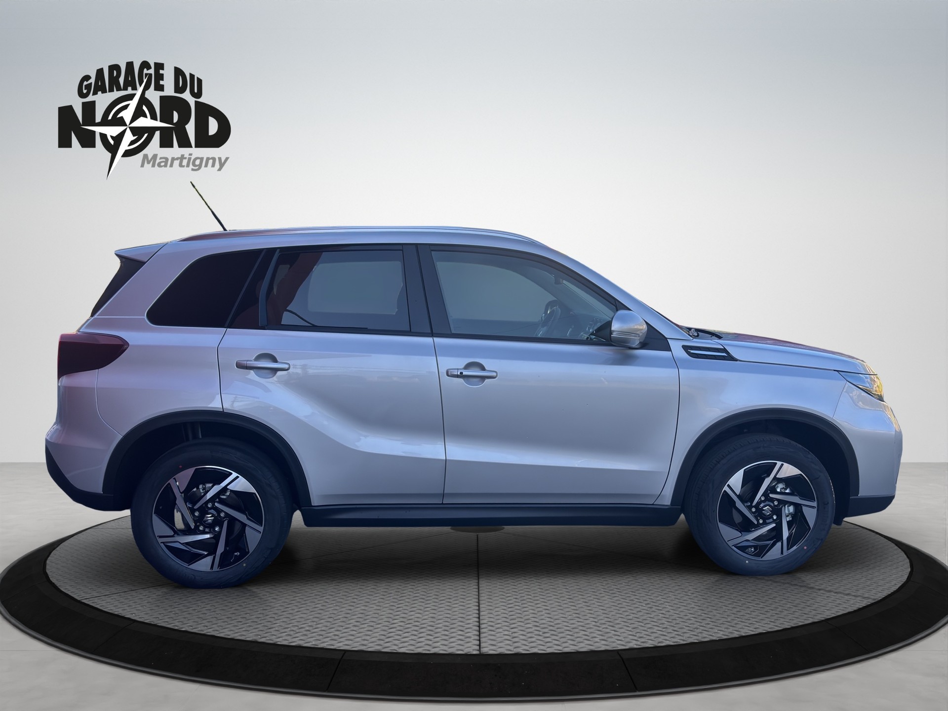 SUZUKI Vitara 1.5 Hybrid Compact Top 4x4 AGS-image-6
