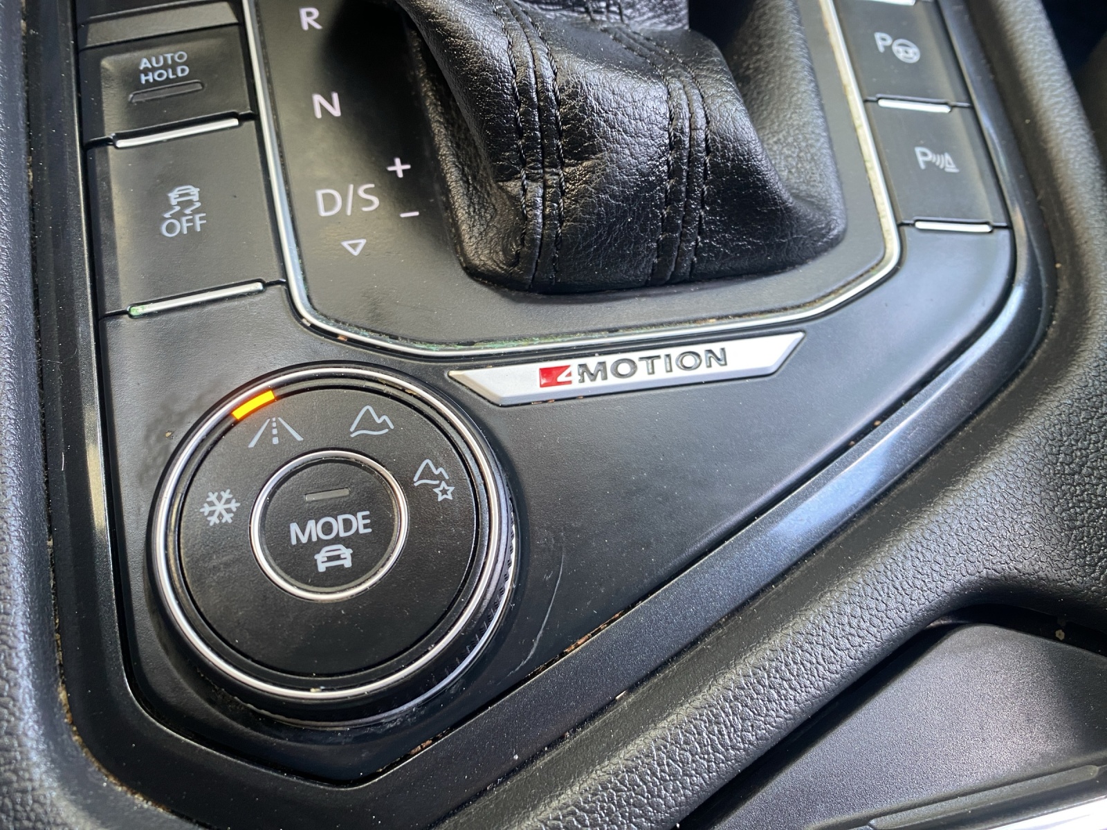 VW Tiguan 2.0 TDI SCR Highline4Motion 4x4 Automat DSG 2.0 Diesel 150PS-image-25