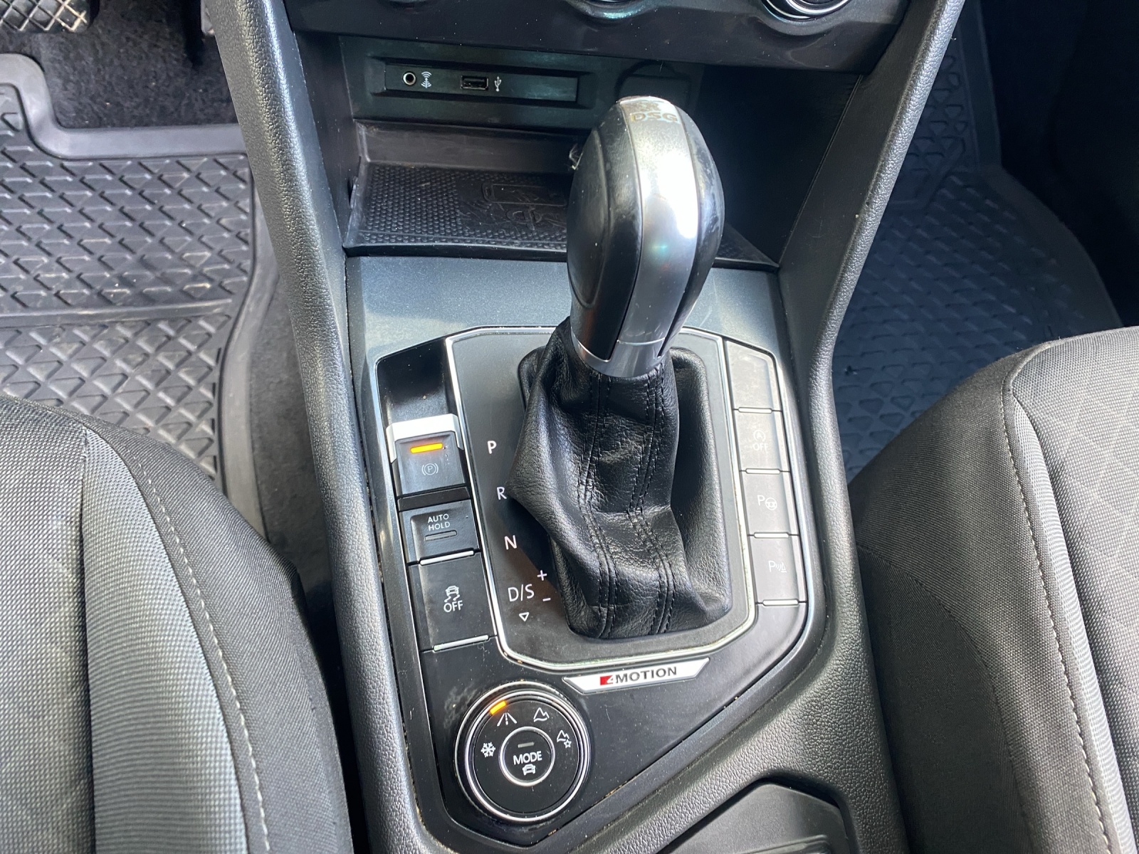 VW Tiguan 2.0 TDI SCR Highline4Motion 4x4 Automat DSG 2.0 Diesel 150PS-image-14