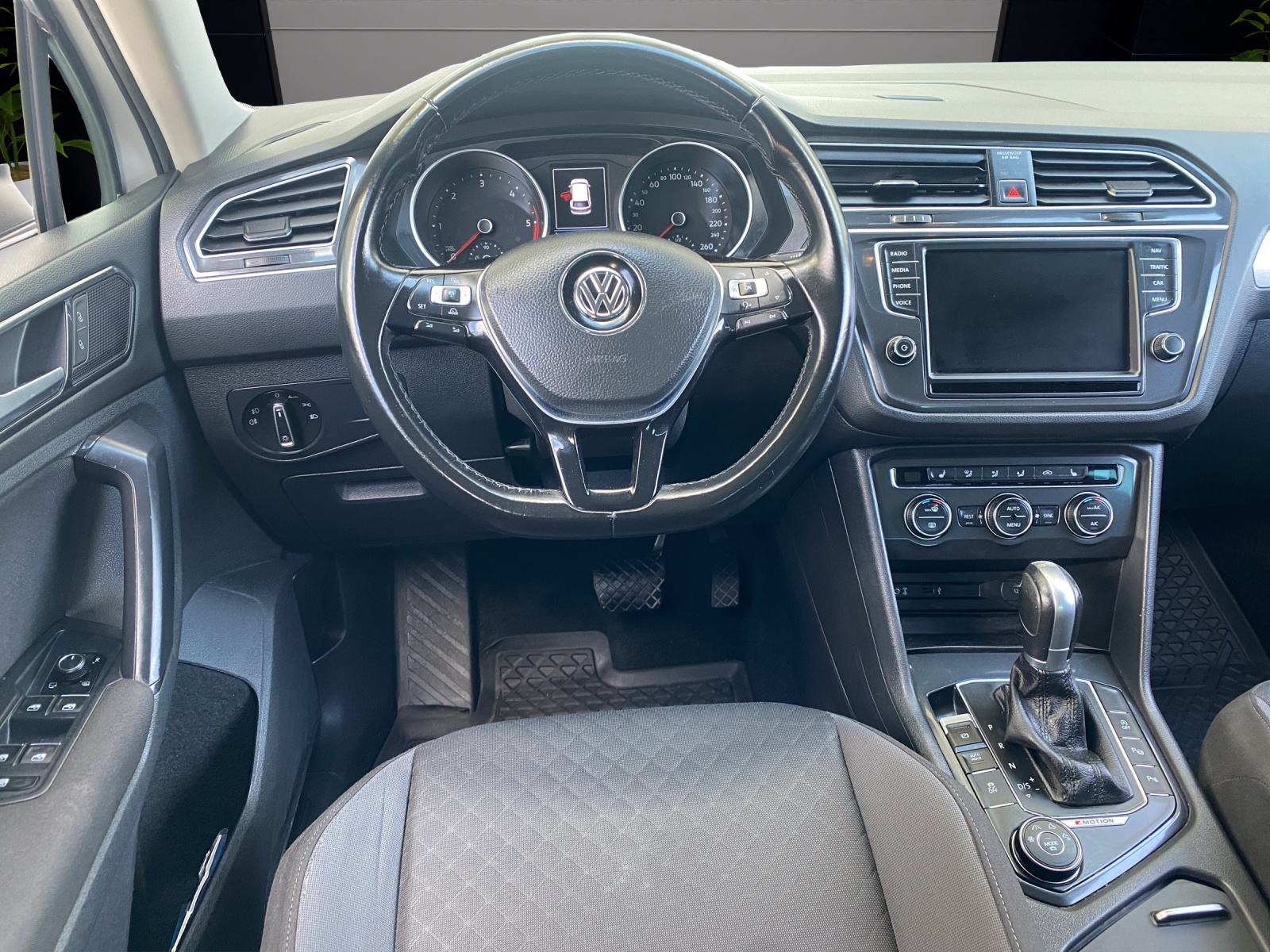 VW Tiguan 2.0 TDI SCR Highline4Motion 4x4 Automat DSG 2.0 Diesel 150PS-image-8