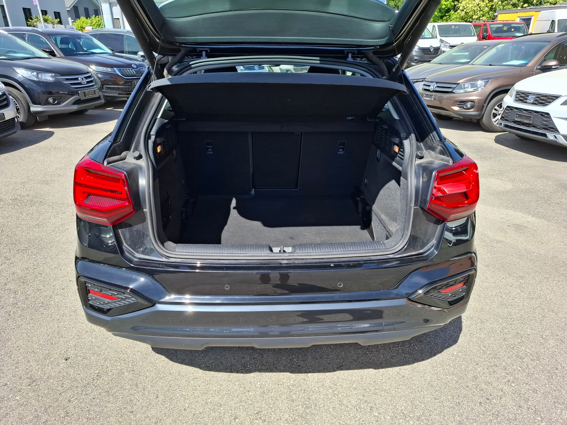 AUDI Q2 35 TFSI S-tronic-image-13